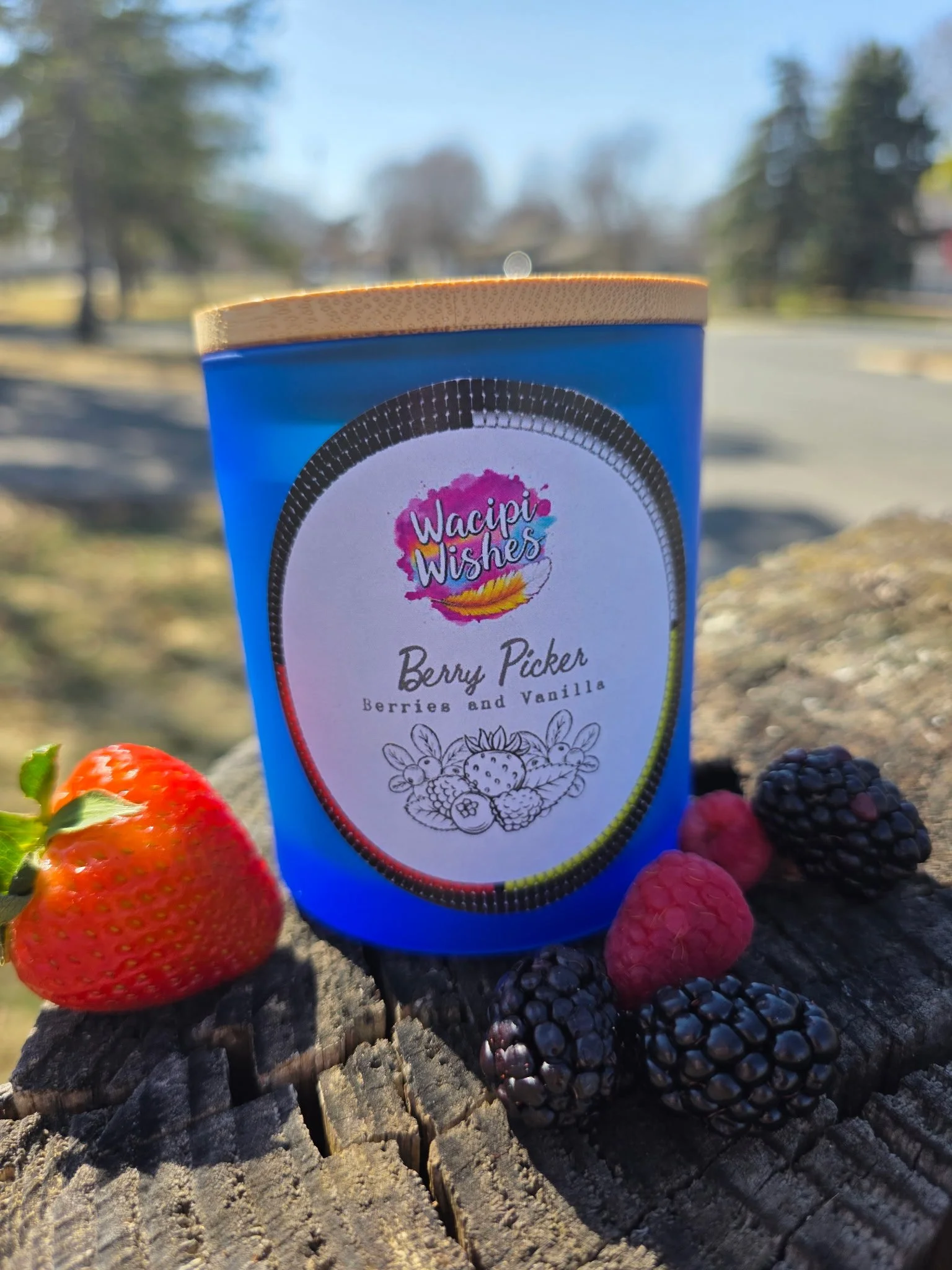 Berry Picker - Candle
