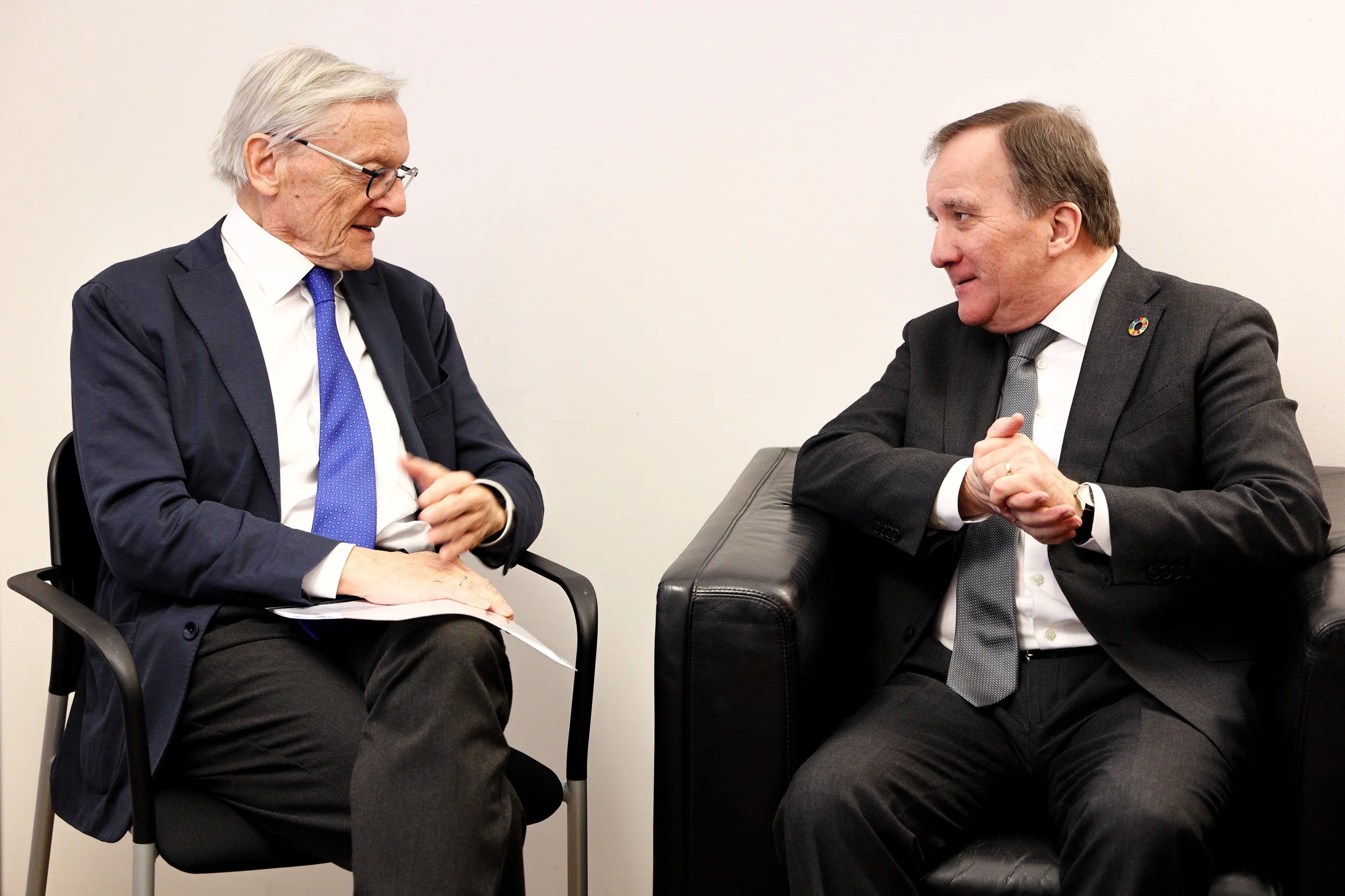 Diskussion mit Dr. Wolfgang Schüssel, Bundeskanzler der Republik Österreich a. D., und Stefan Löfven, Ministerpräsident des Königreichs Schweden a. D., im Clubraum der ÖGAVN in der Stallburg der Wiener Hofburg