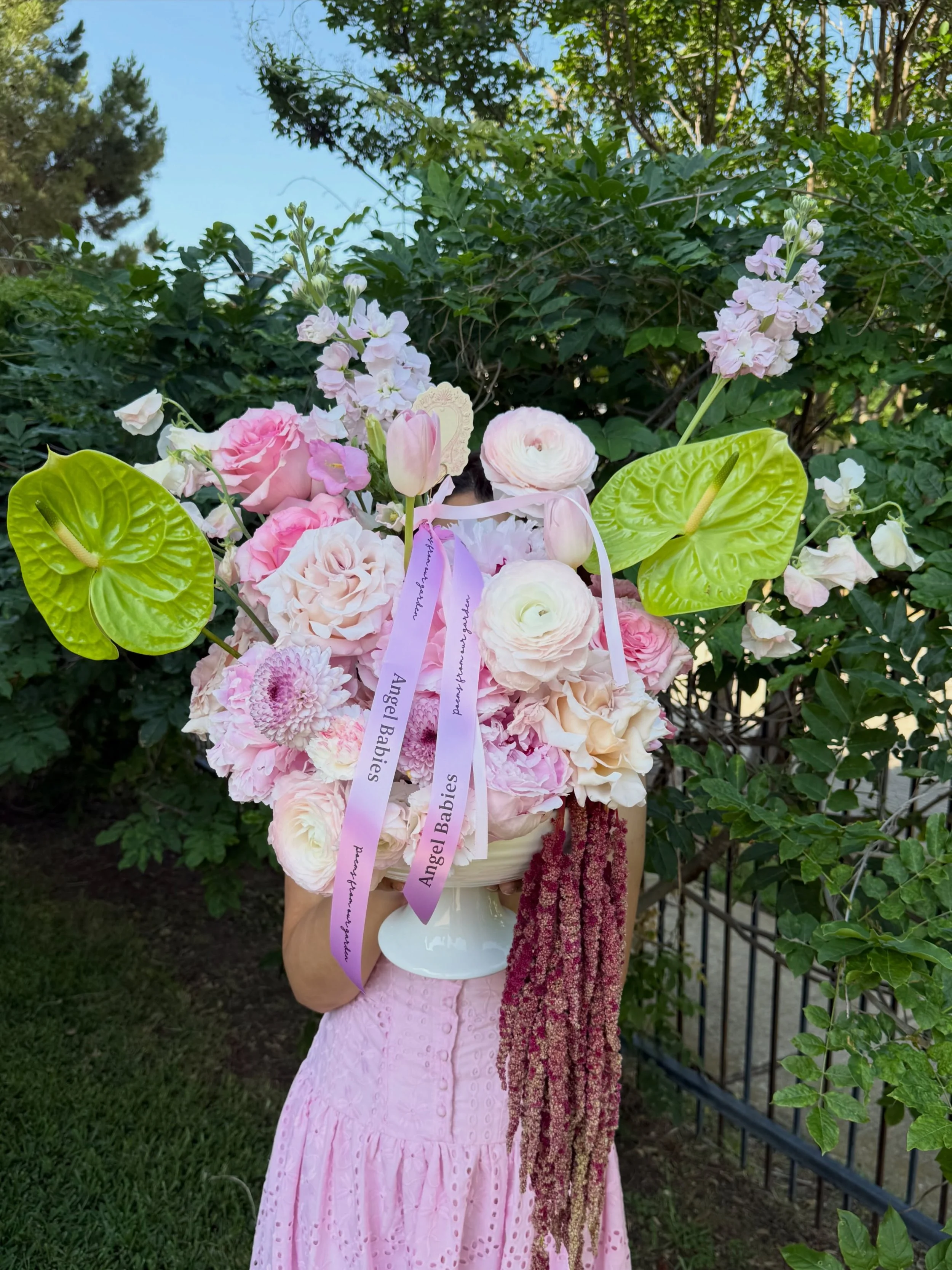 Strawberry matcha delight 🍓💕🍵💚#strawberrymatcha #dmagazine #dfwweddings #dallasflorist #dfwweddingflorist