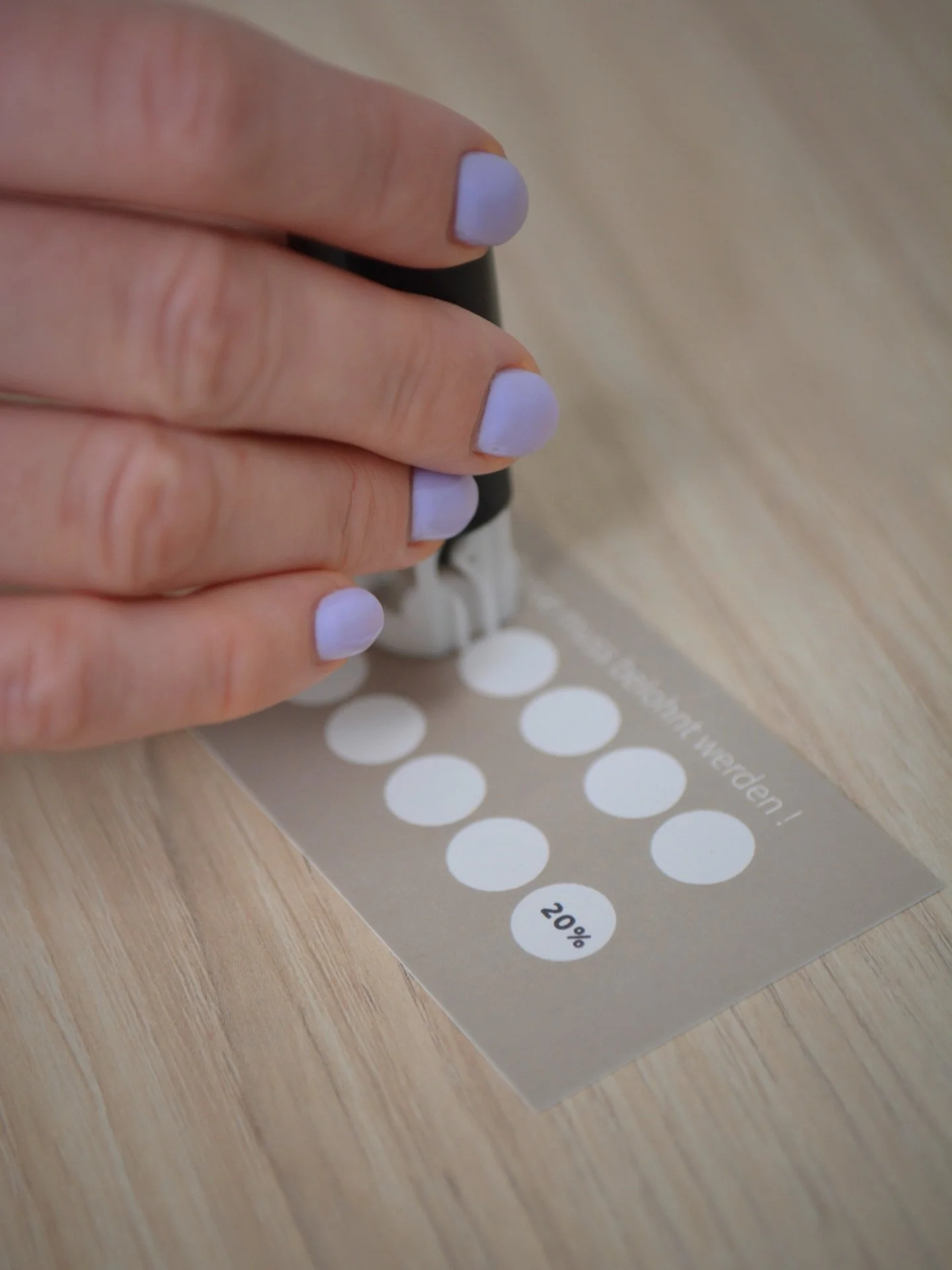 Treue darf belohnt werden. ✨
Wer regelm&auml;&szlig;ig zu Beluma kommt, profitiert nicht nur von sichtbaren Ergebnissen &ndash; sondern auch von exklusiven Vorteilen.

Denn Kontinuit&auml;t zahlt sich aus.
Behandlung f&uuml;r Behandlung. Punkt f&uuml