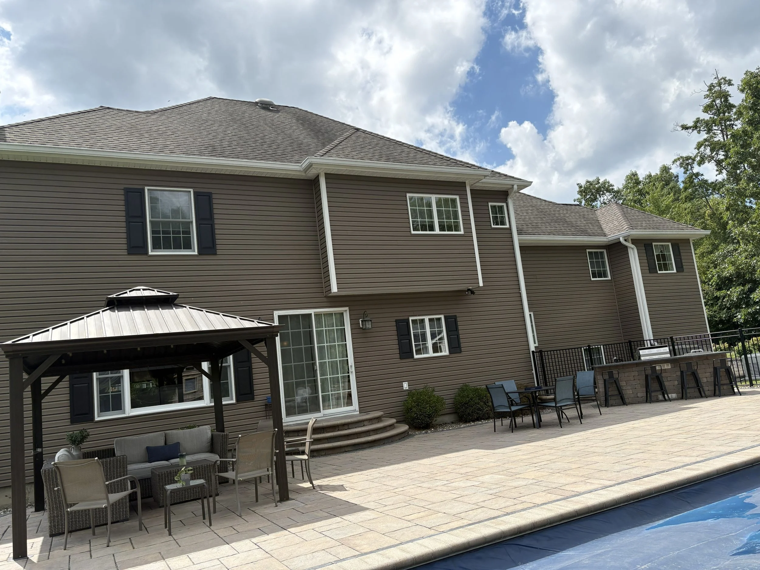 Professional window cleaning and exterior cleaning in Hopewell Junction, NY