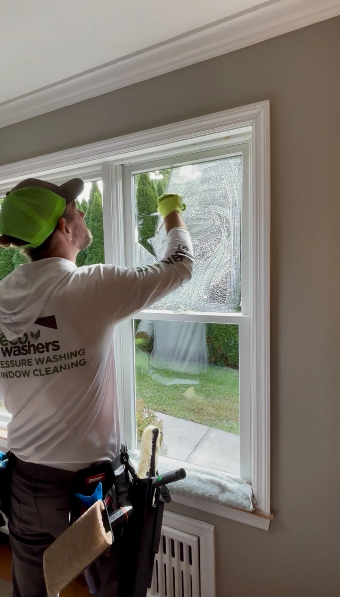 Residential window cleaning for interior and exterior windows in Poughkeepsie, NY