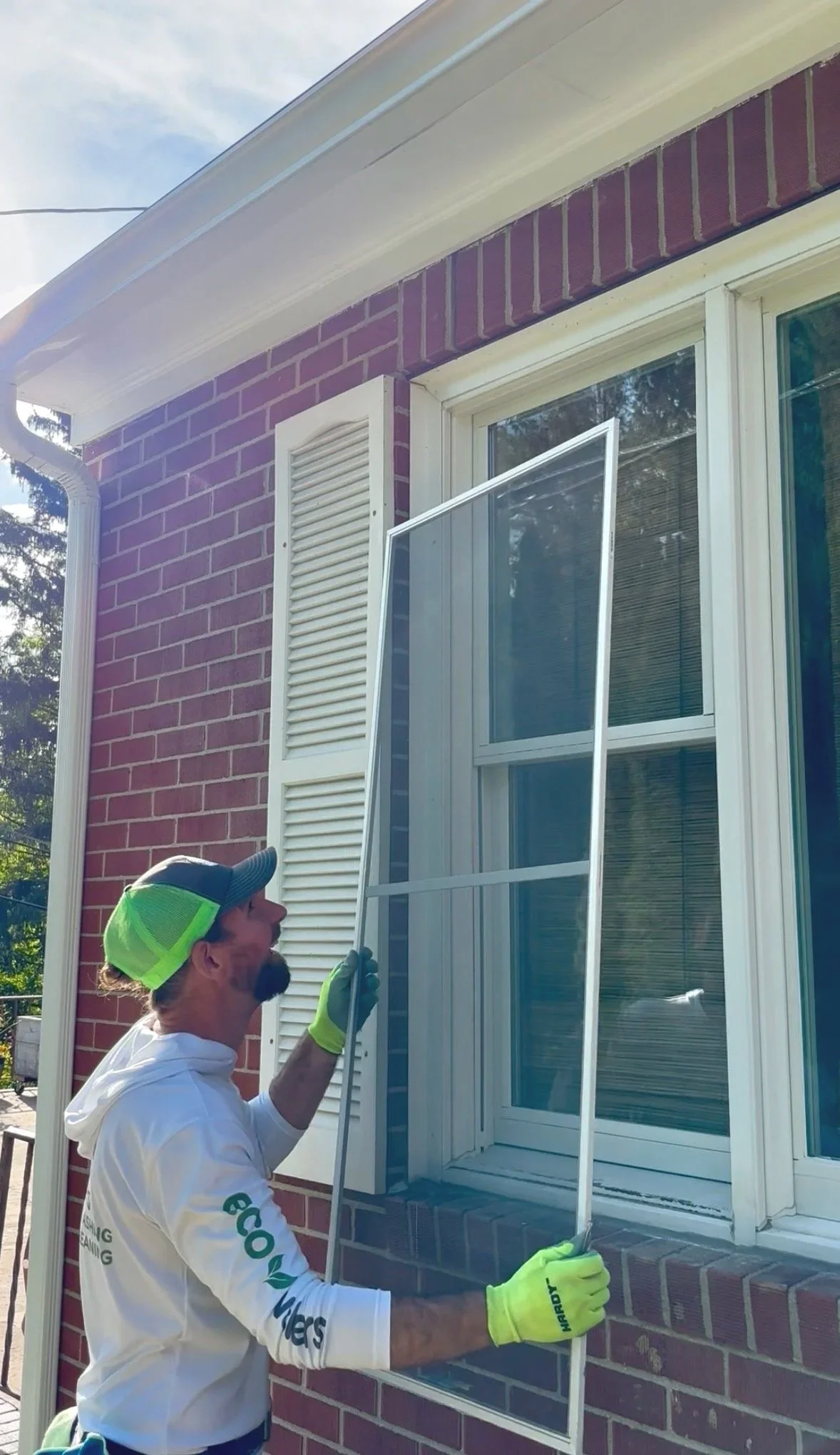 Screen cleaning and window washing in Rhinebeck, NY