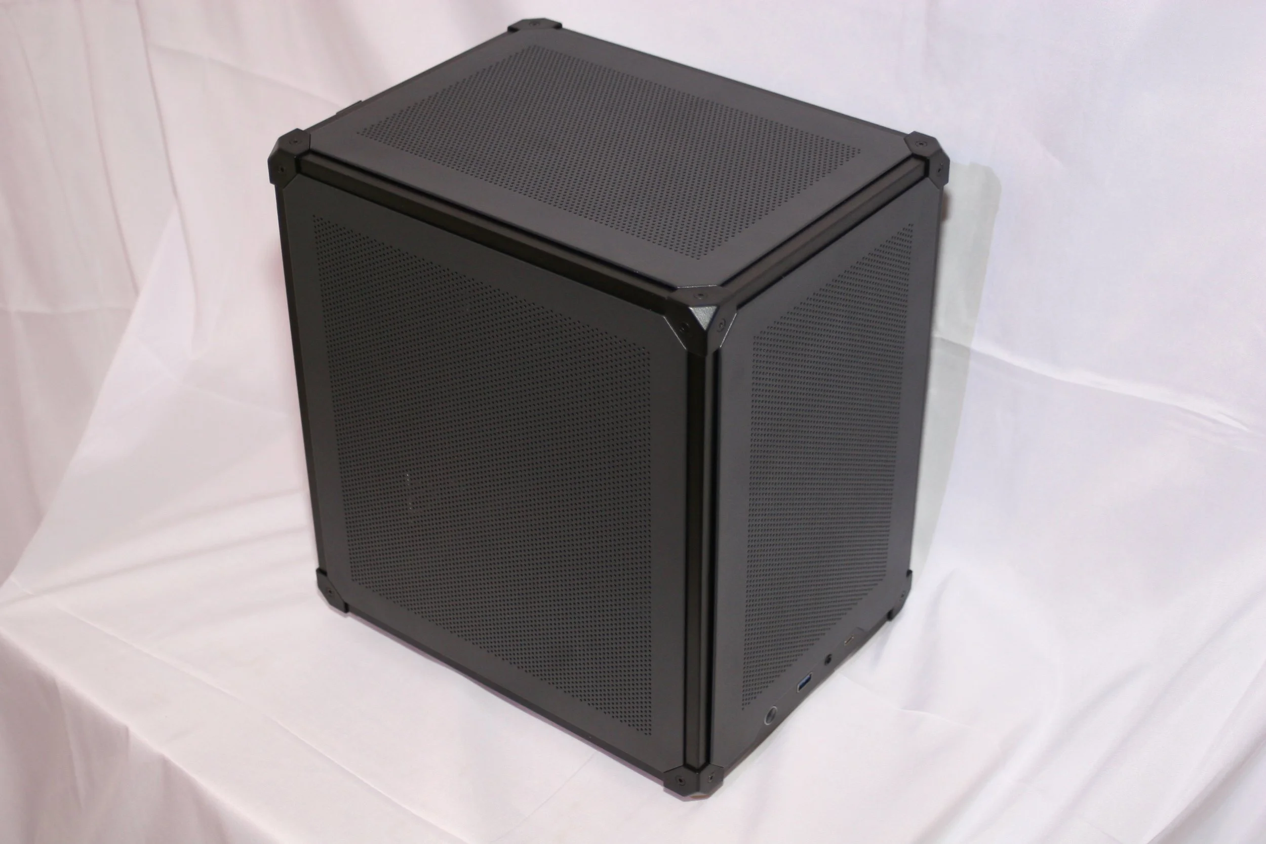 Bronze Series - The Min Pin