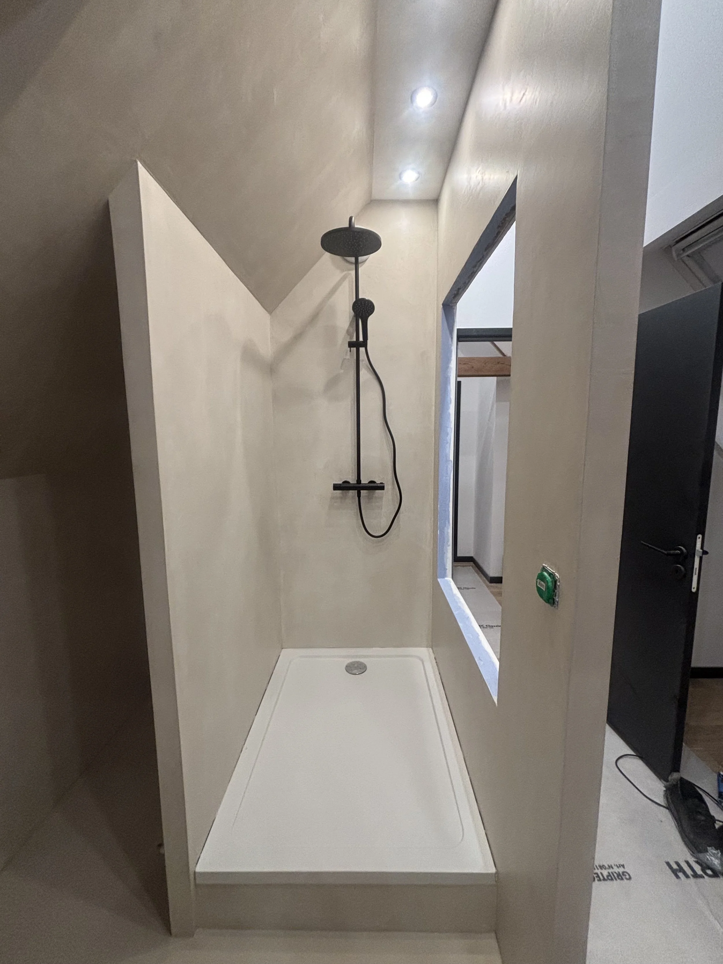 Salle de bain clé en main