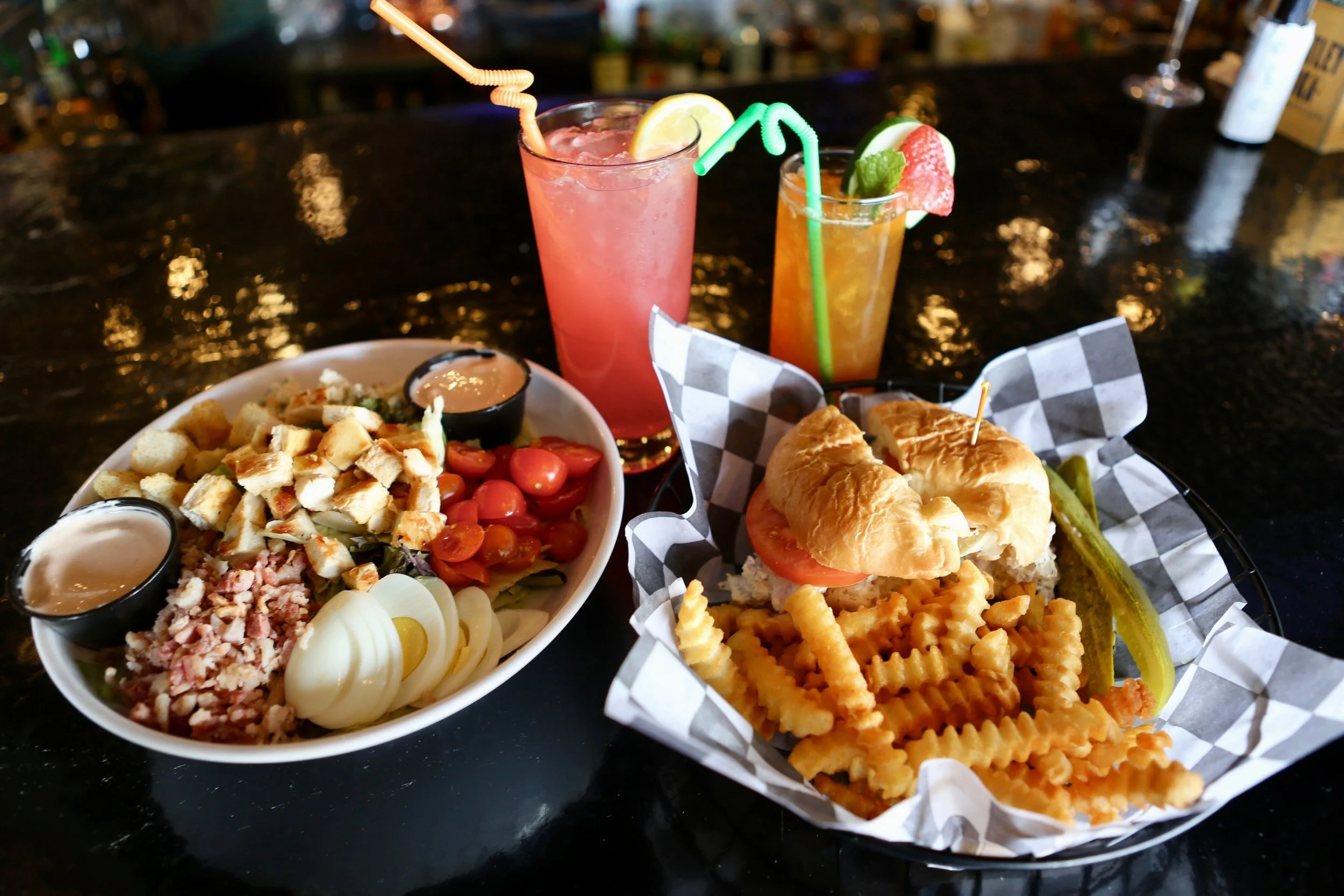 Goldie's Bar and Grill Food.jpeg