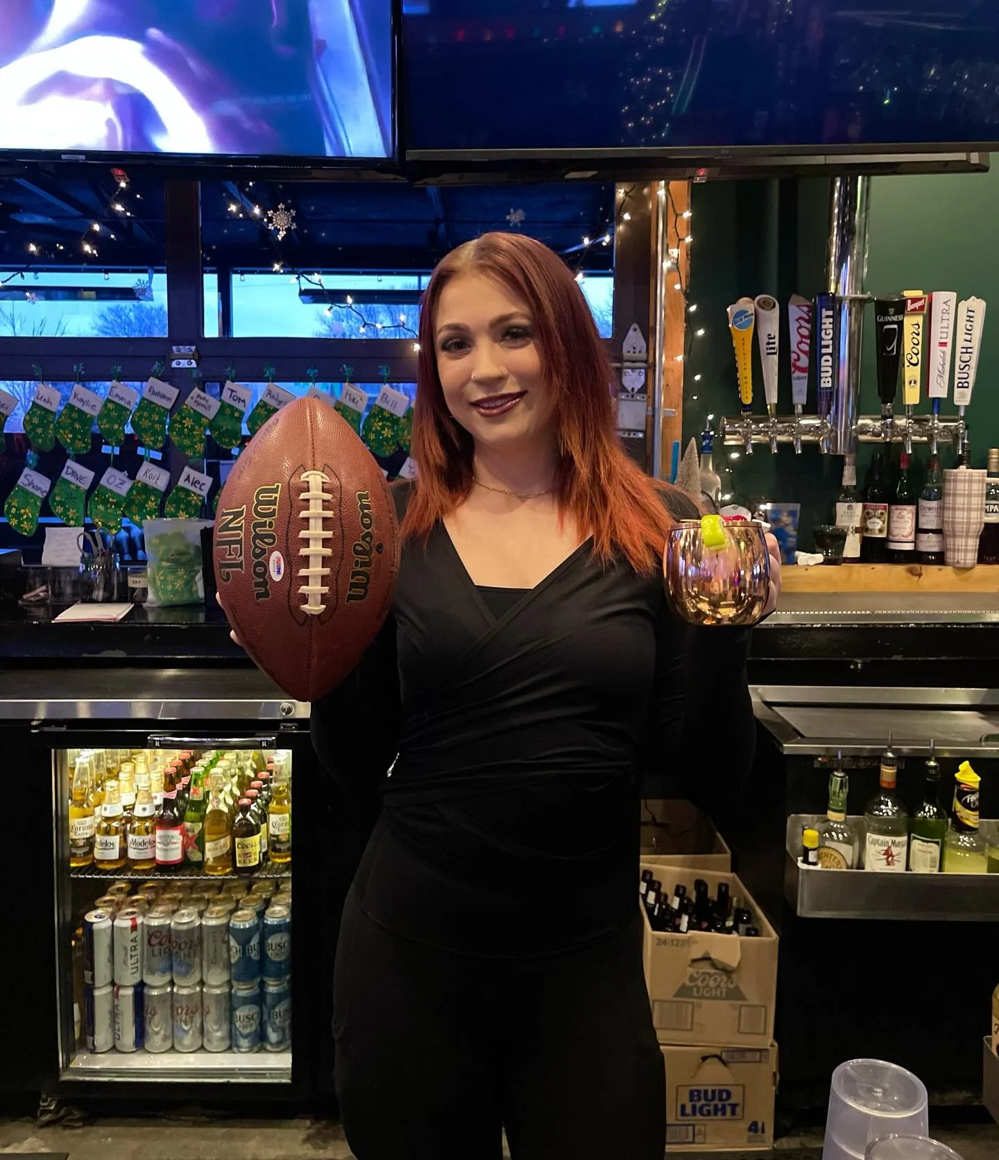 Ready for a sports-filled weekend?🤩
🏈NFL Playoffs start today! We kick off with the Rams vs. Panthers at 3:30, followed by the Packers vs. Bears at 7!
🏀We&rsquo;ve got Iowa and Iowa State Men&rsquo;s and Women&rsquo;s playing all weekend long, sta