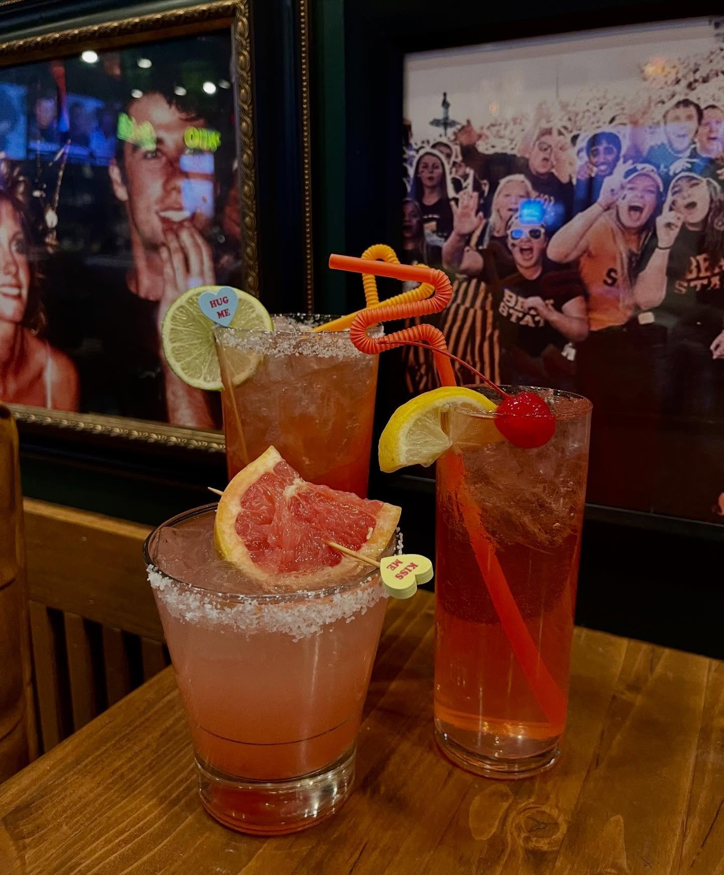 We&rsquo;re falling in love at Goldie&rsquo;s!🥰💞
We&rsquo;ve got some delicious Valentine&rsquo;s cocktails that are sure to make you fall in love🥂
Head to Goldie&rsquo;s and try them out!

#goldiesbargrill #valentinescocktails #valentinesdaycockt