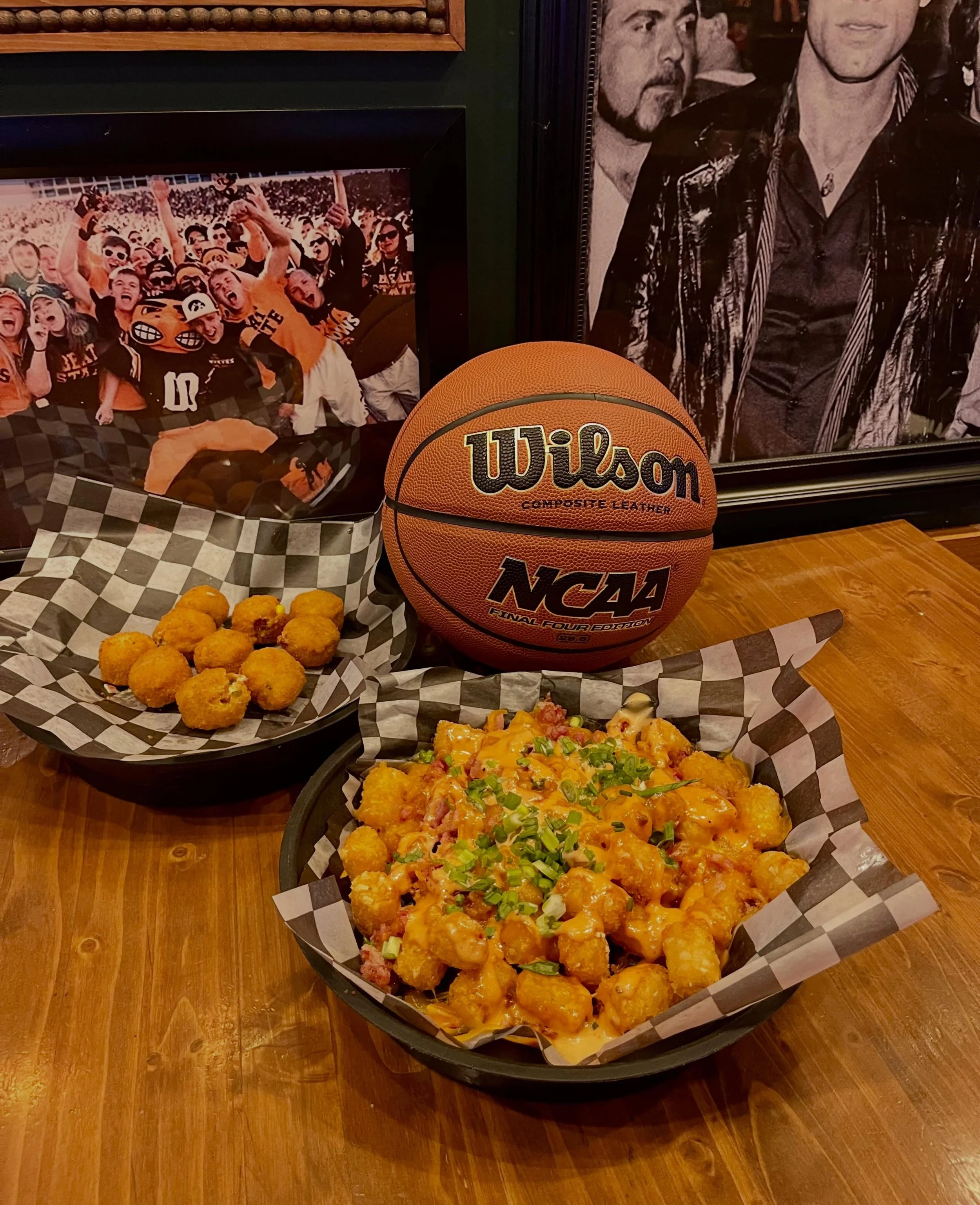 Second game of the finals is TONIGHT at 7:30pm! Don&rsquo;t miss the action, catch it all at Goldie&rsquo;s!🏀🔥

#goldies #goldiesbargrill #nbafinals #knicksvsspurs #westdesmoines