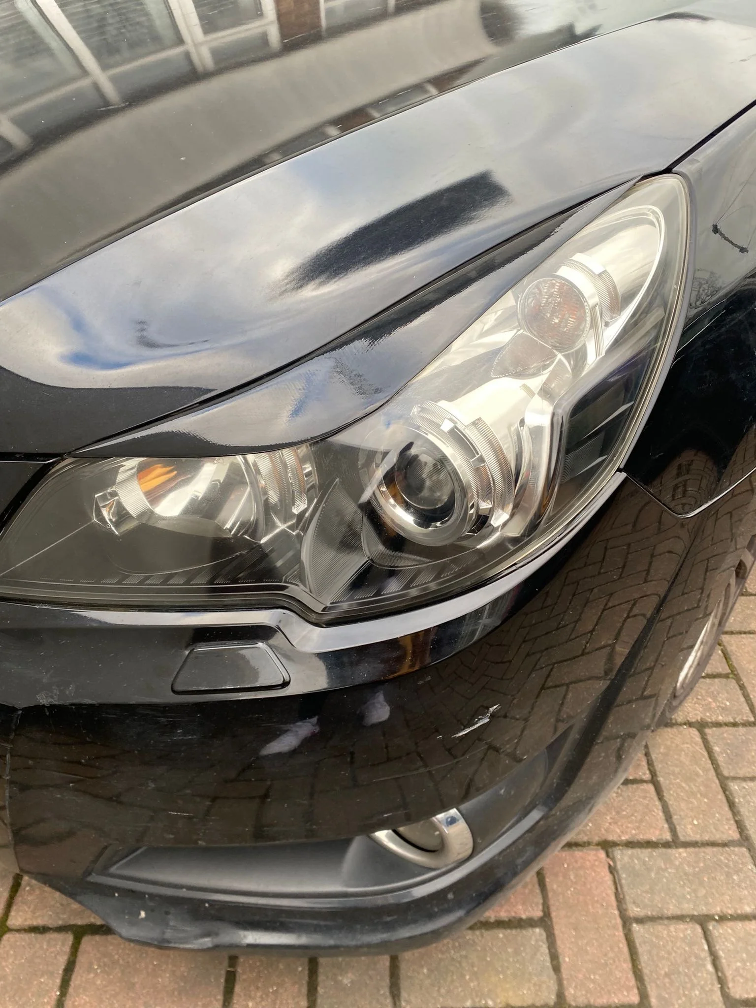 headlight2.jpg