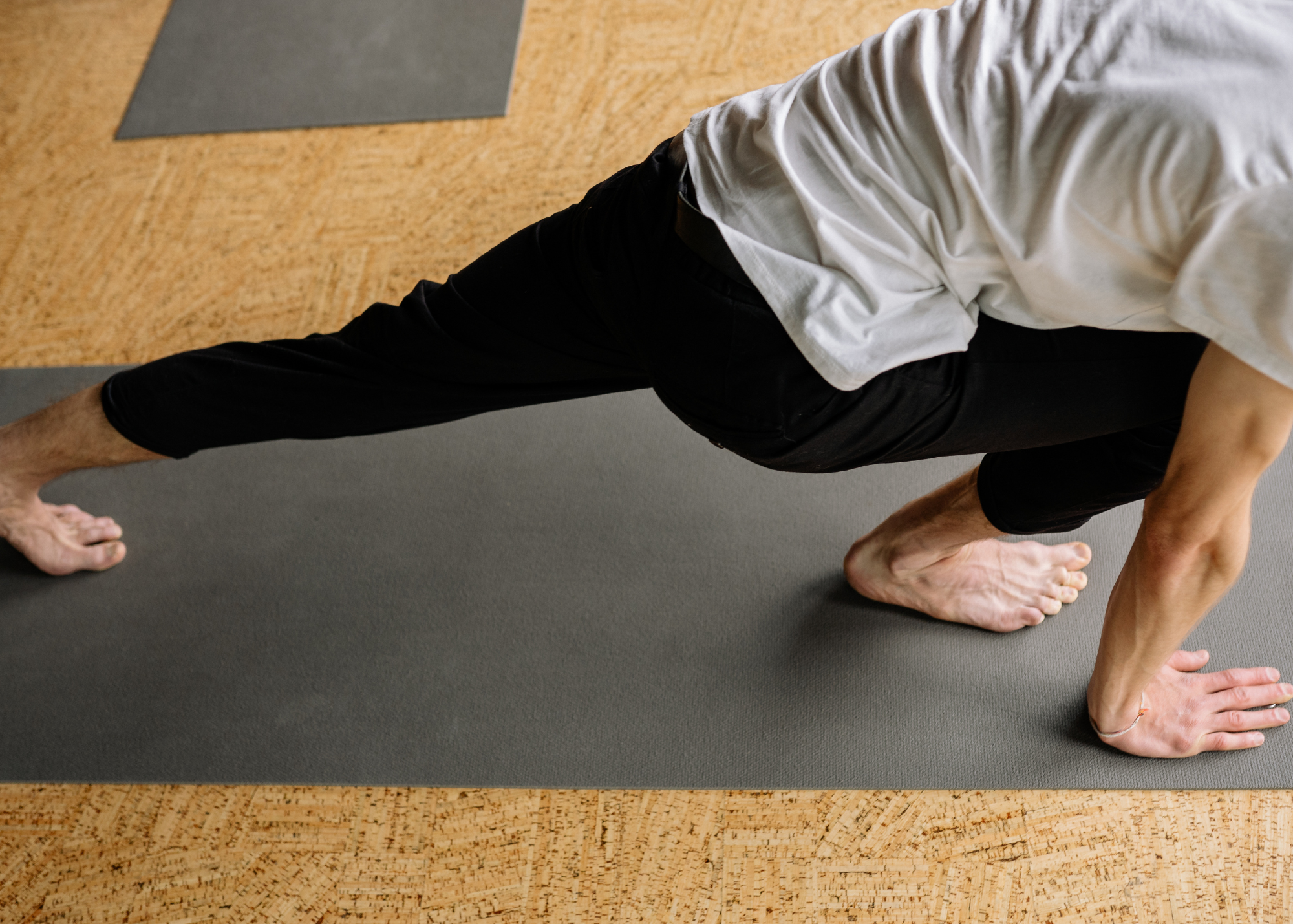 5 Best Mobility Movements for Healthy Hips