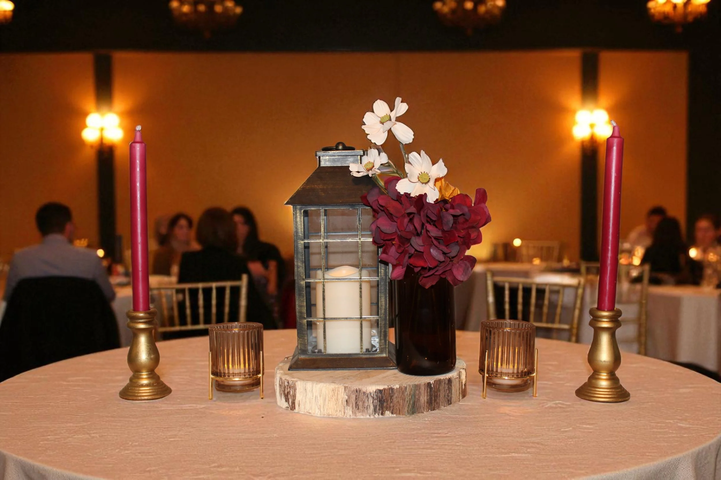 Candlelit Autumn Circle-Photoroom.jpg