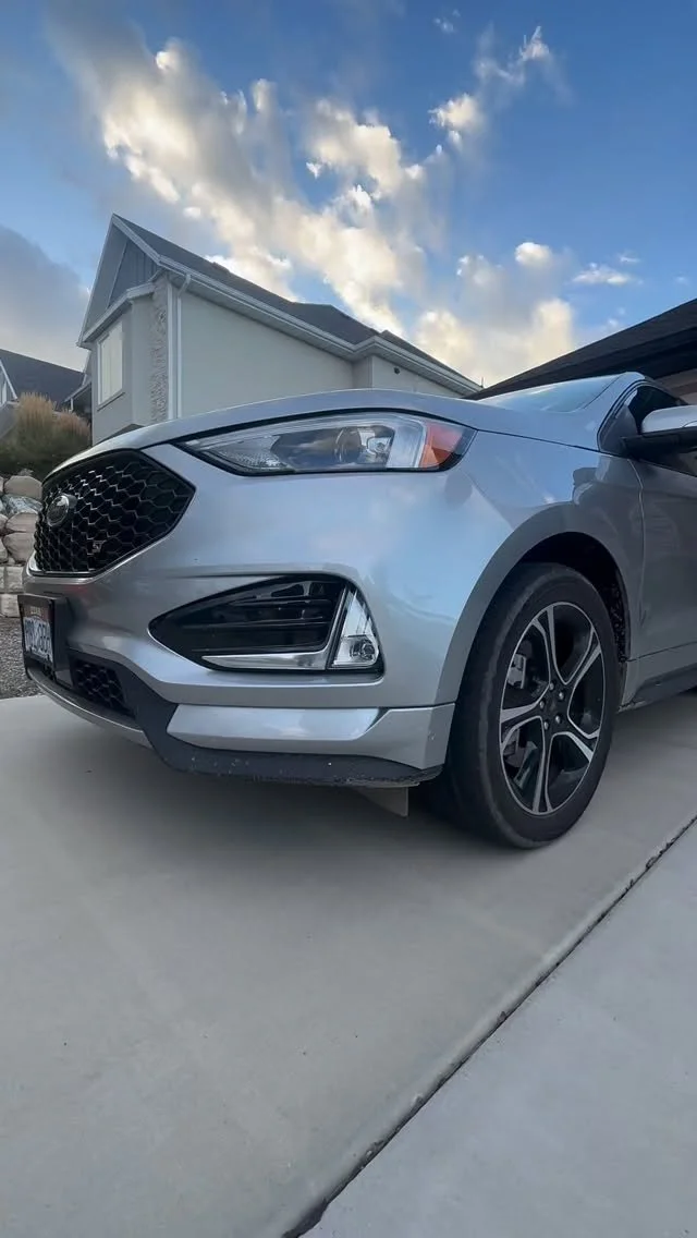 Full interior & full exterior detail 🚗 ✨ 🧼 
📍 Utah county
check out our website and bio to book
#mobiledetailing 
#utahentrepreneurs #luxurylifestyle #tennis #golf #asmr #satisfying #utahmom #alpineutah #raptor #luxurydetailing #busyprofessio