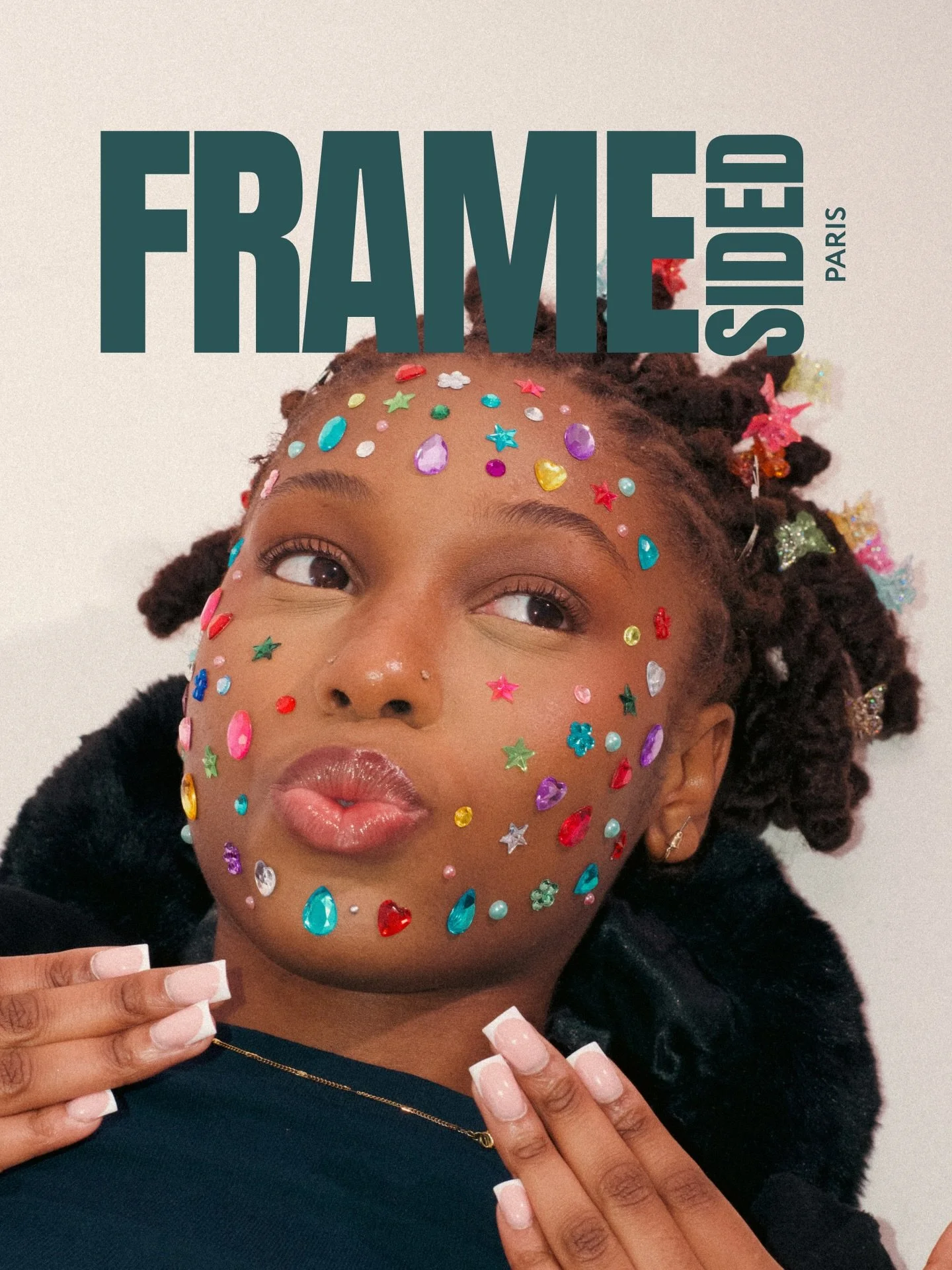 FRAMESIDED is an independent editorial platform and creative studio based in Paris.

We explore culture, fashion, beauty, gastronomy and contemporary aesthetics through visual storytelling, editorial content and creative production.

Alongside our me