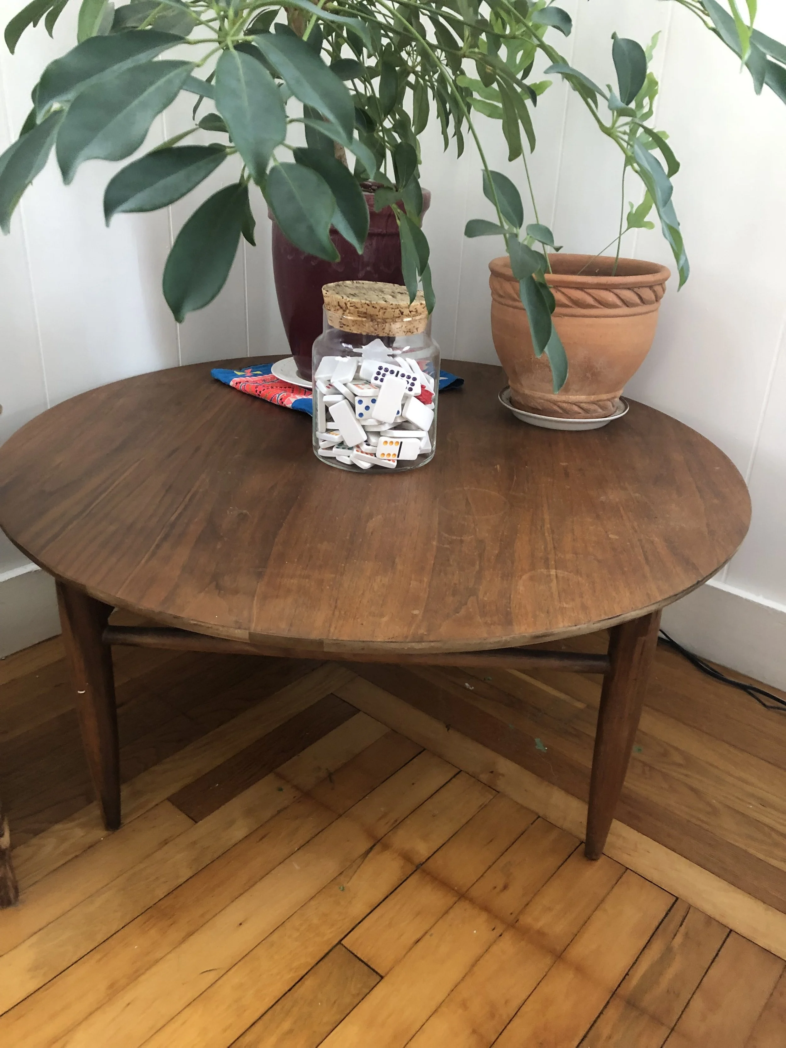 Danish Round Walnut Coffee Table mostly refinished (legs could use sanding and oiling)