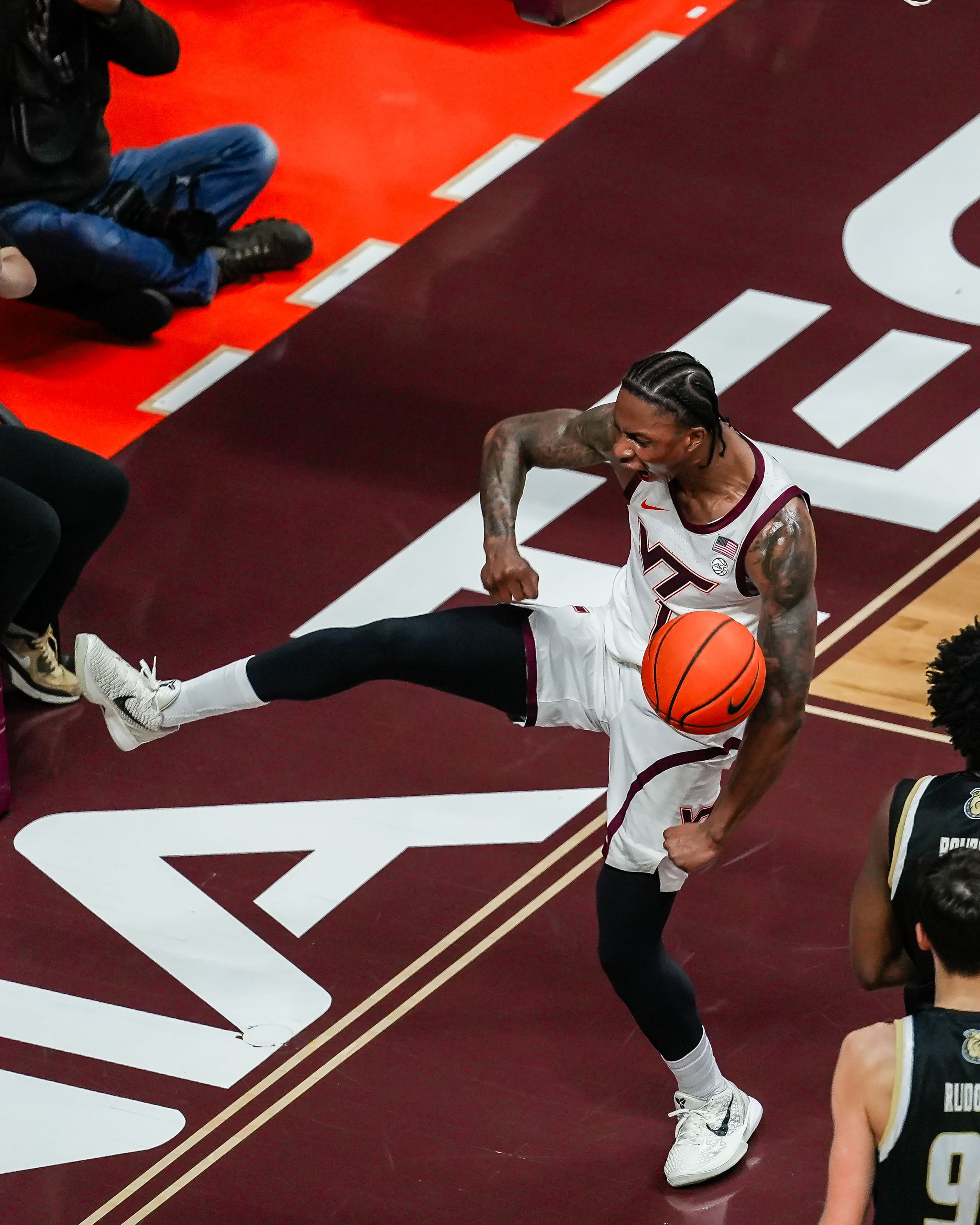 Lawal_T_26MB_bry_AE_5482_1 3.JPEG