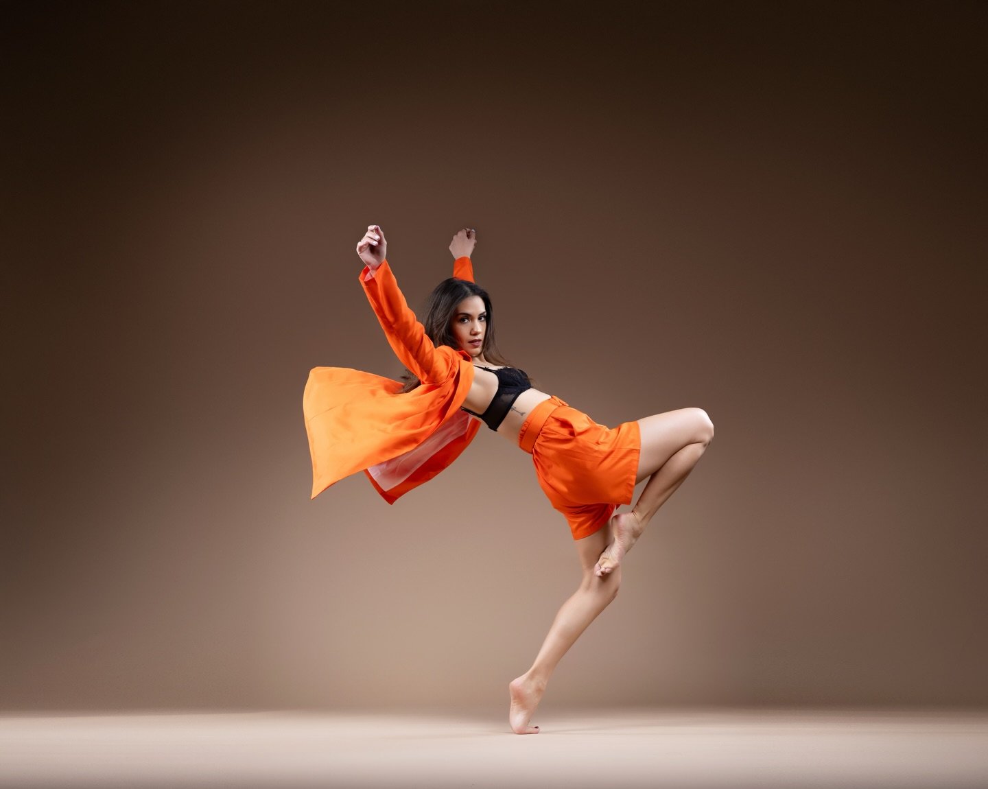 PAS is thrilled to announce that @shharii will be joining the PAS staff family next season! Check out below all the amazing experience she&rsquo;ll be bringing to the studio. 🩵

Shari Hernandez is a dance educator, choreographer, and creative direct