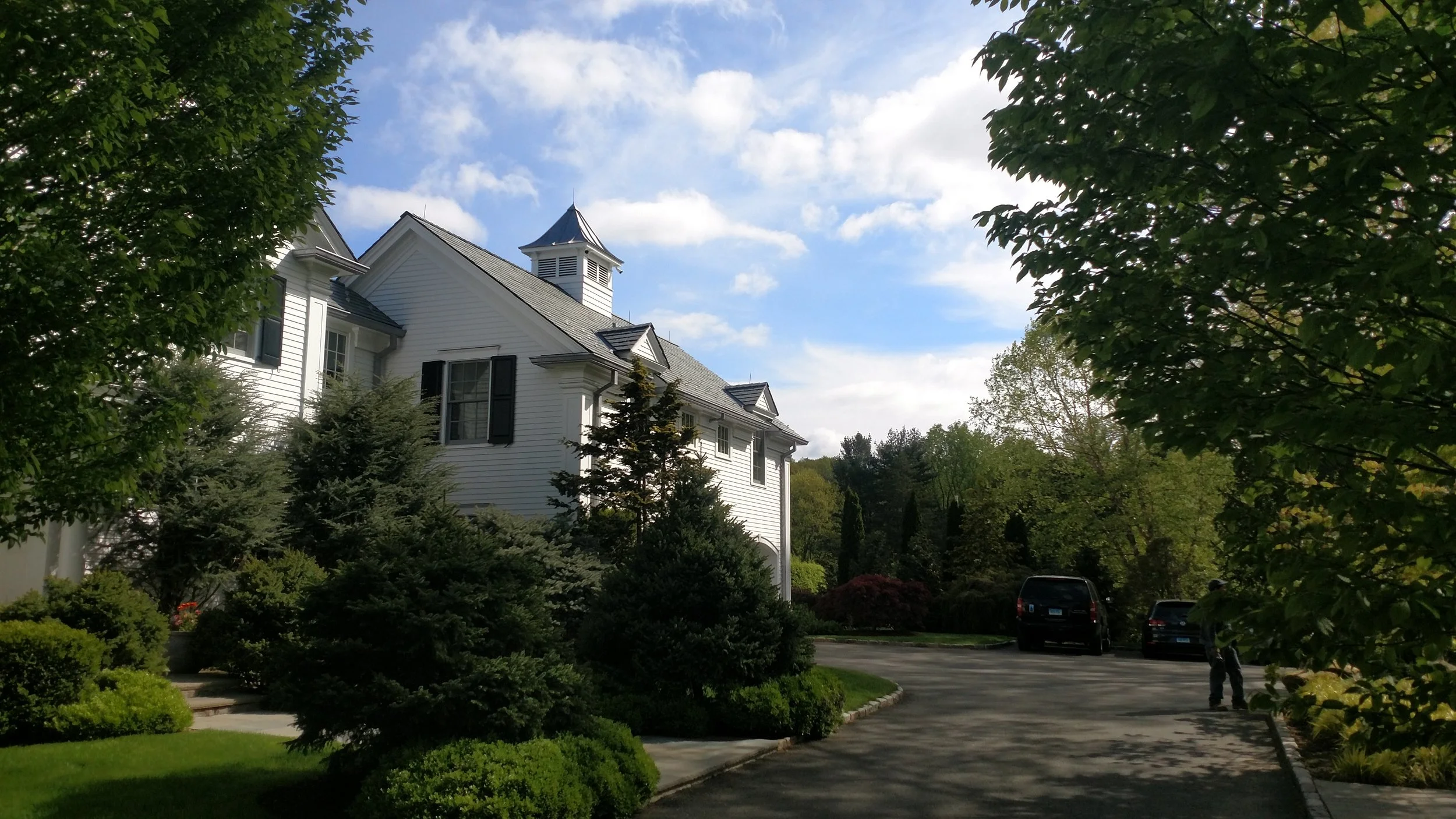 01-Kend-residence-Slate-Roof-Roofing-Assembly-New-Canaan-CT-slate-and-copper.jpg