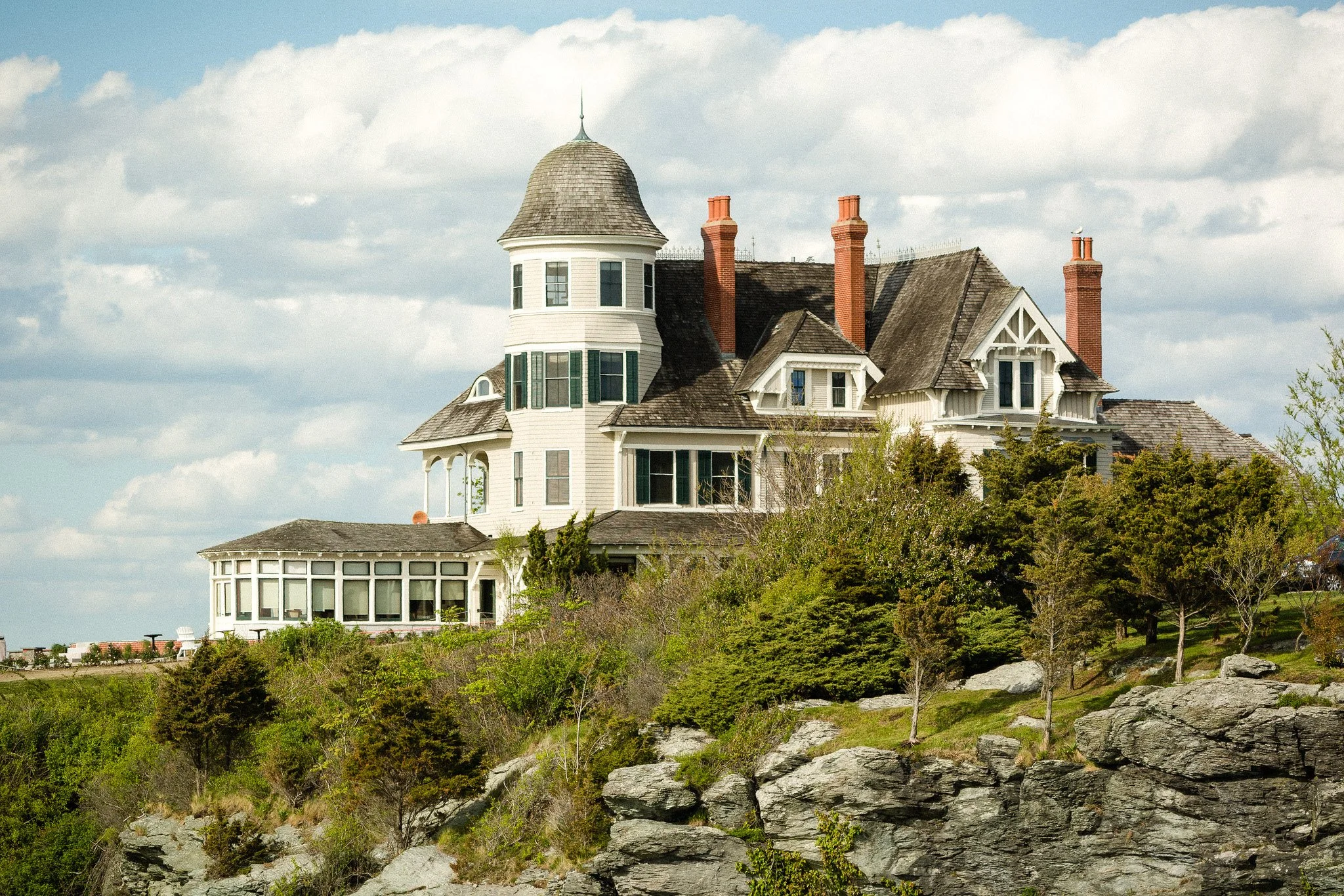 04-Castle-Hill-wood-historic-preservation-newport-RI-Slate-and-Copper.jpg