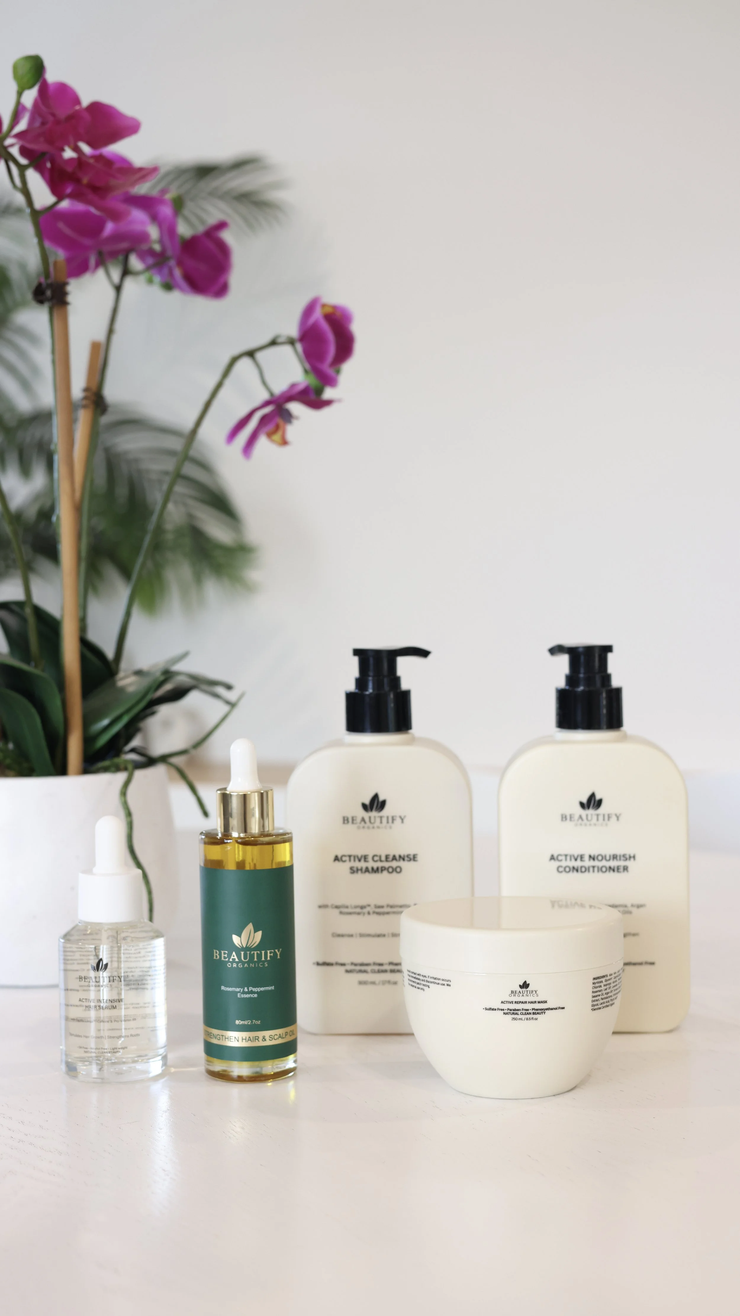 Samantha Elle Gold Coast Photographer, founder of ALLESA @allesa.au. UGC Style photoshoot of Beautify Organics hair care