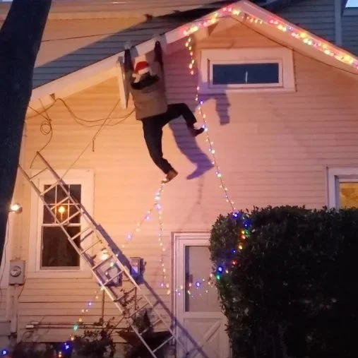 5 Mistakes to Avoid When Hanging Christmas Lights
