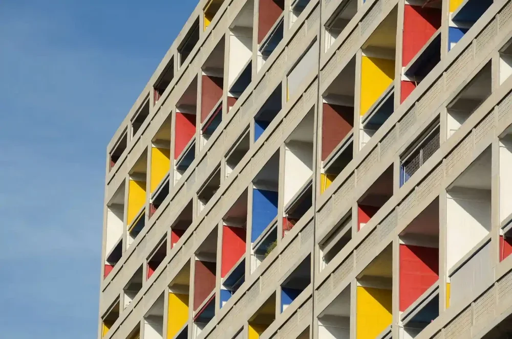 Jayden Ali and Rowan Moore discuss LeCorbusier's 'Towards an Architecture' in the Guardian