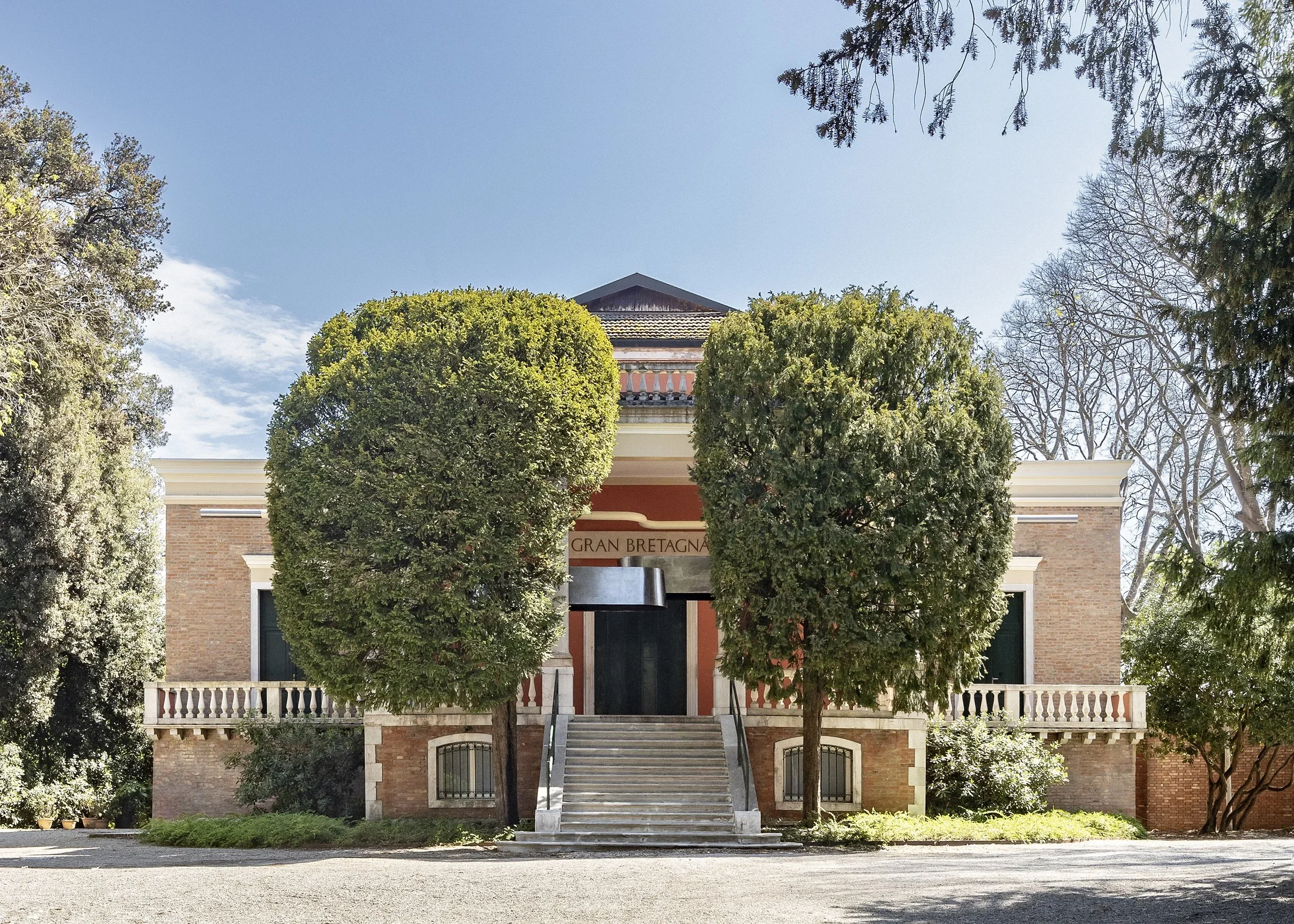 Venice_Biennale_Day1-2+-+JA+Confirmed+-+Landscape.jpg.webp