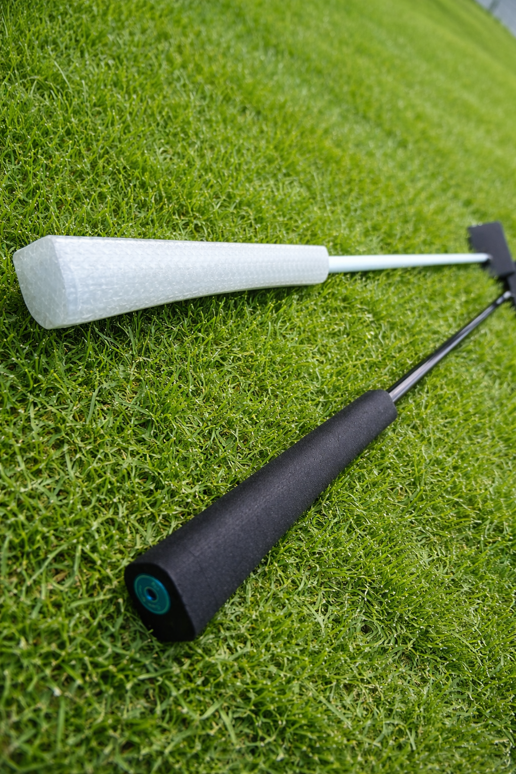 Below Par™ Series-01 Grip - Matte Clear