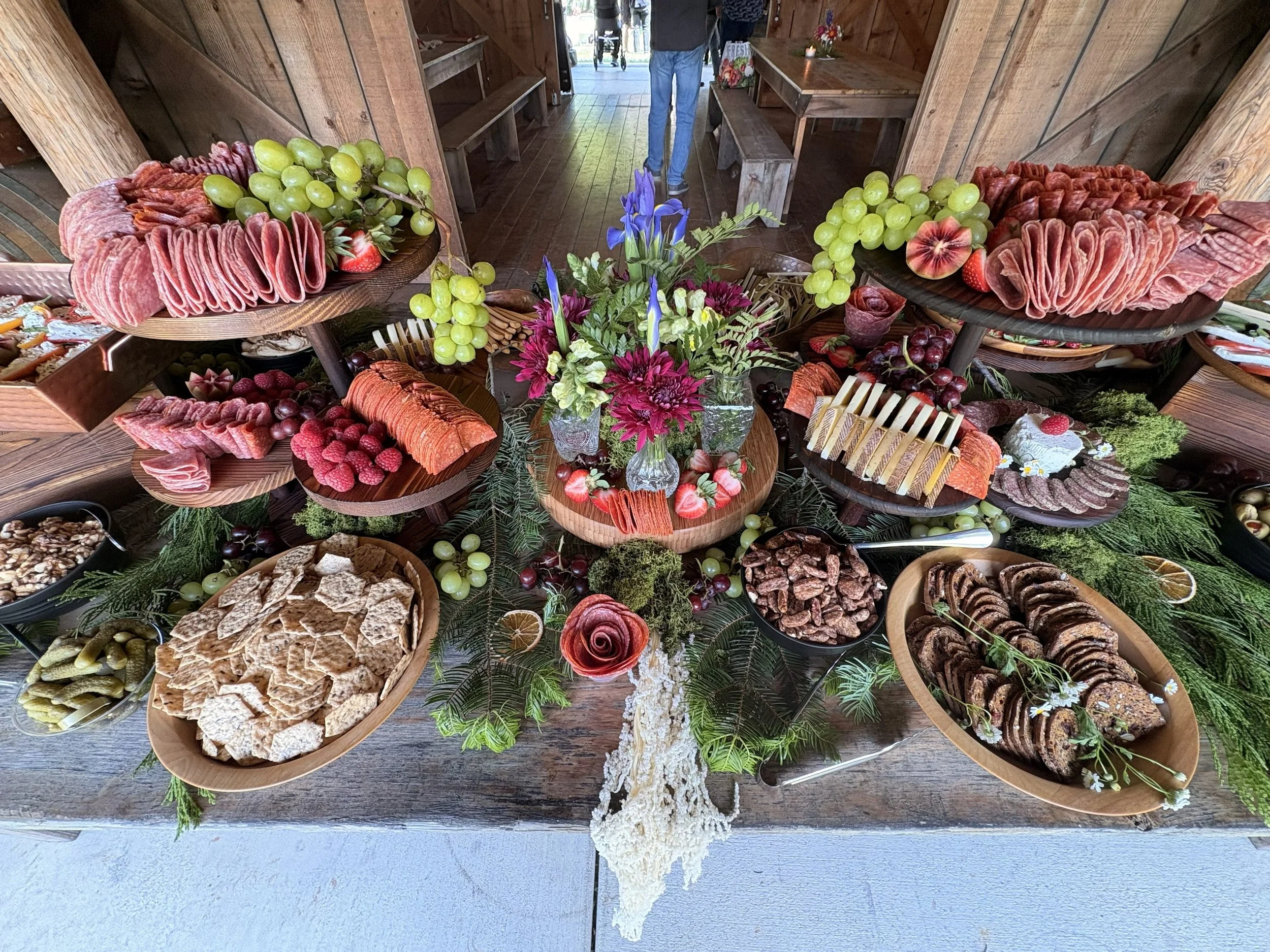 Luxury Grazing Tables - 40-200+ Guests - CALL TO SCHEDULE - Southern Oregon