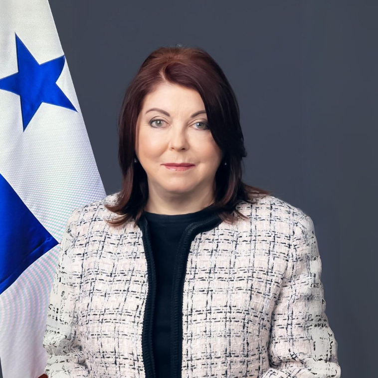 Benicio cuestiona a Roxana Méndez