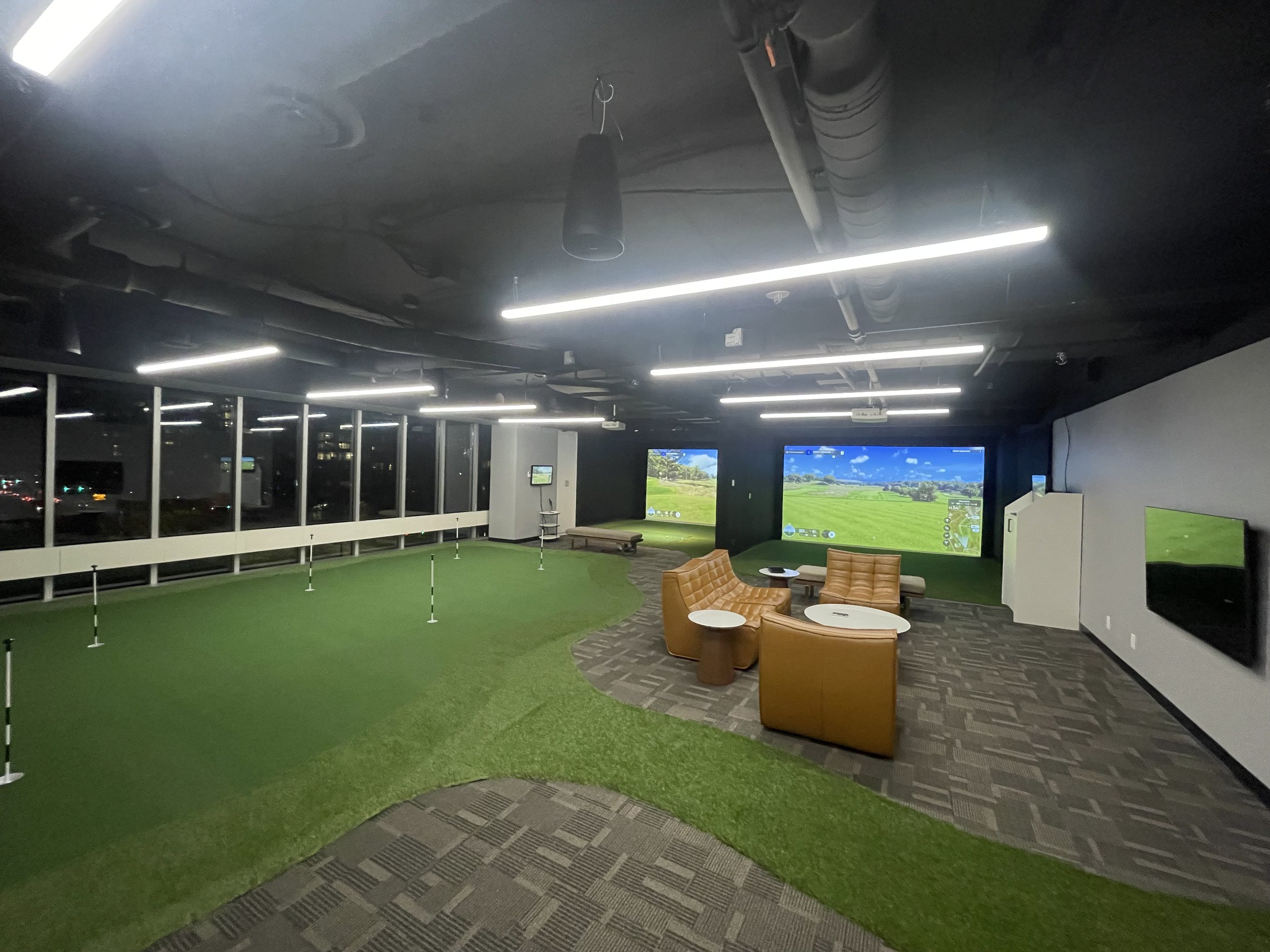 Downtown Office Trackman Bays
