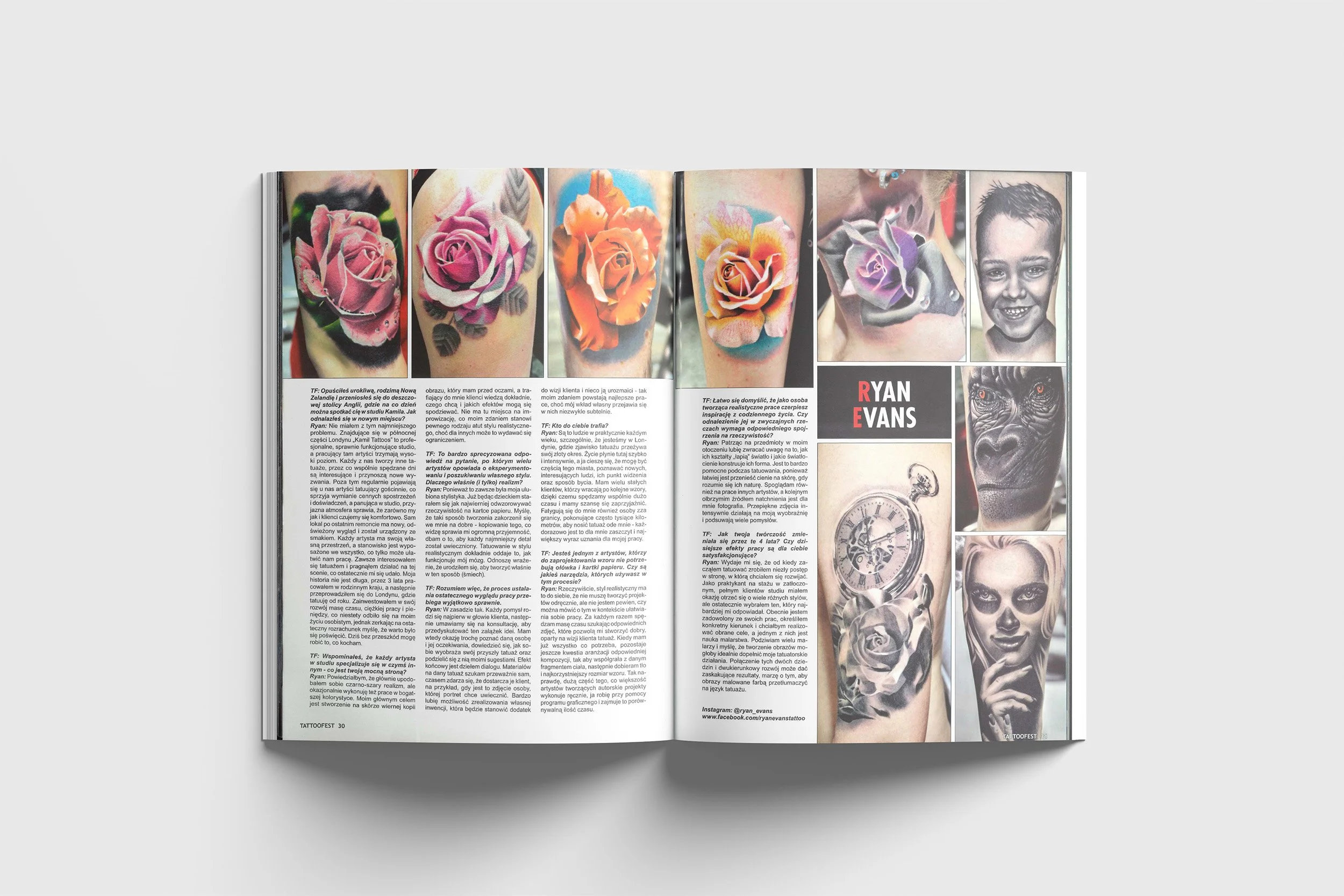 01 Free A4 A5 Magazine Mockup.jpg