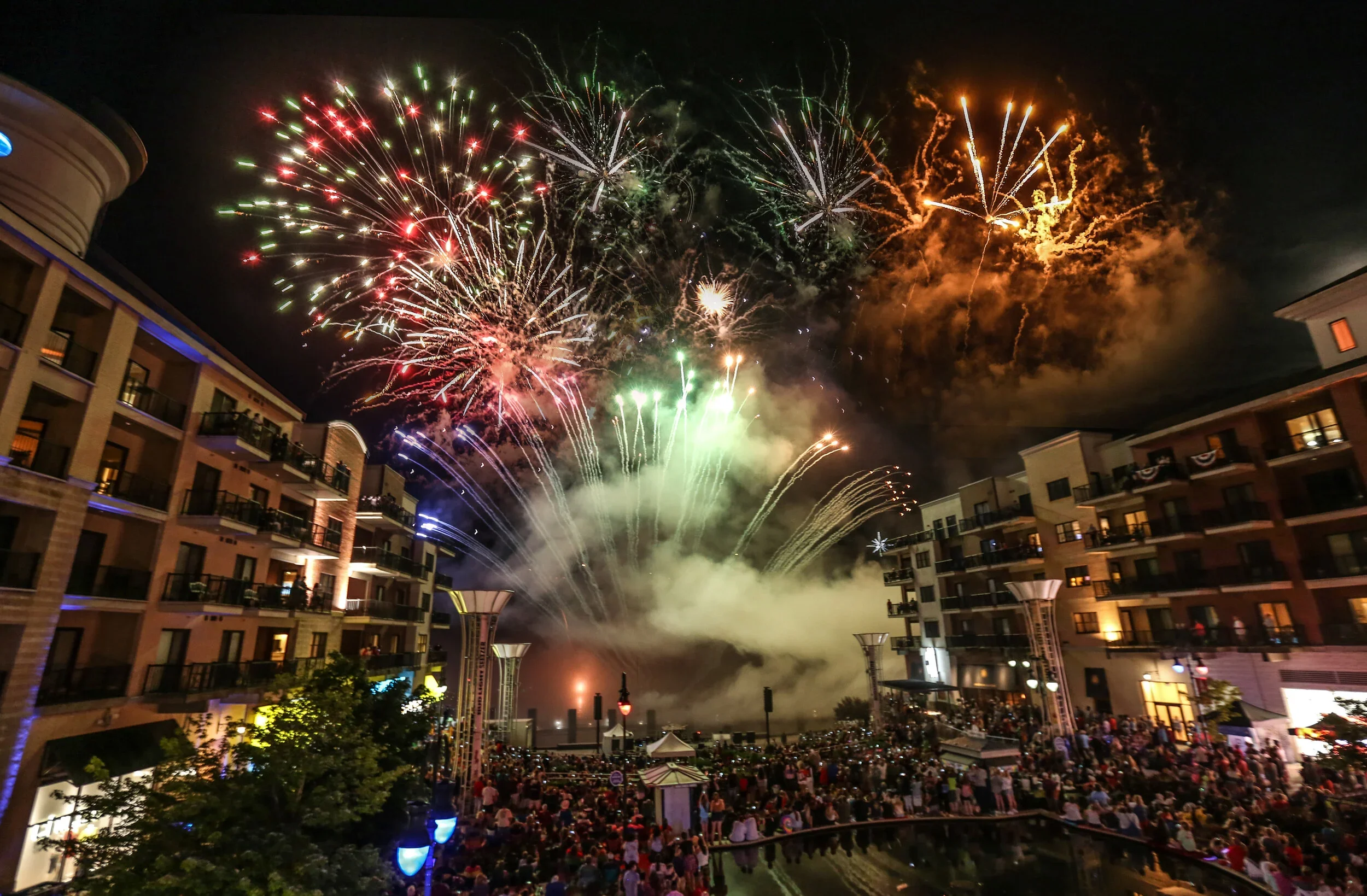 19th Annual Branson Landing Liberty Light Up Concert &amp; Fireworks Show