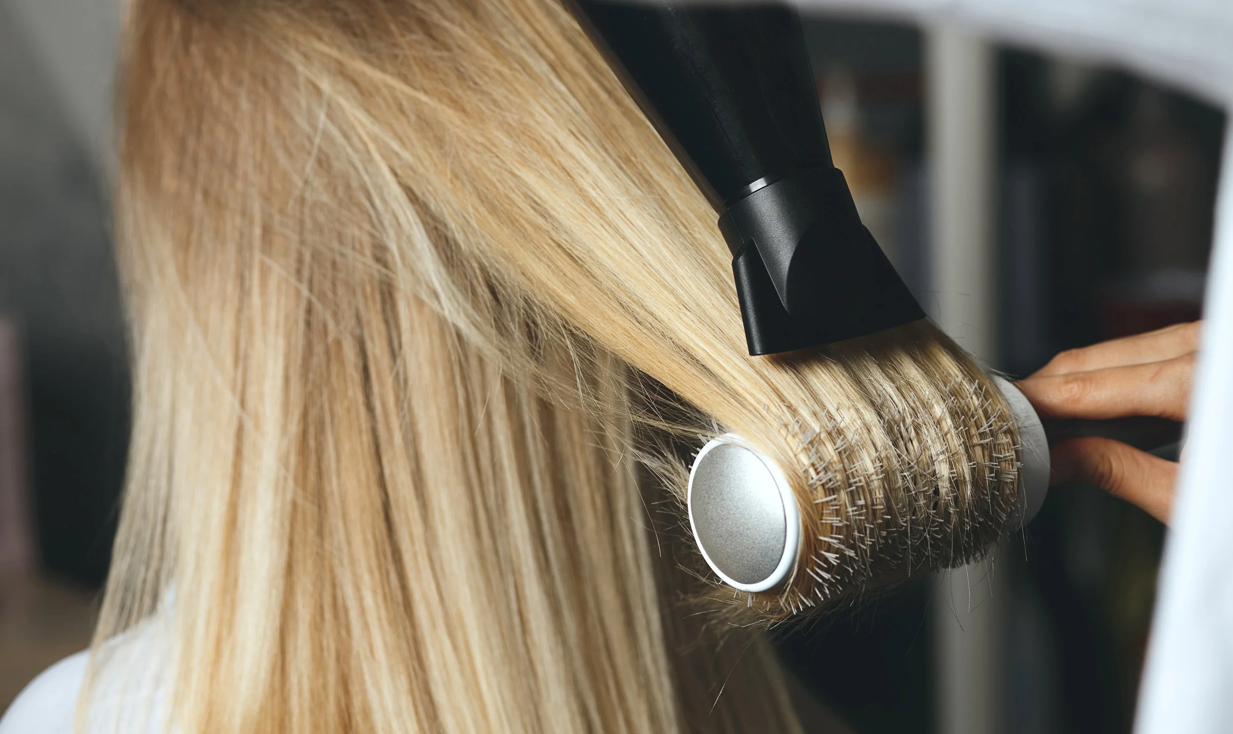 Smooth Lines Salon Blowout Stying service