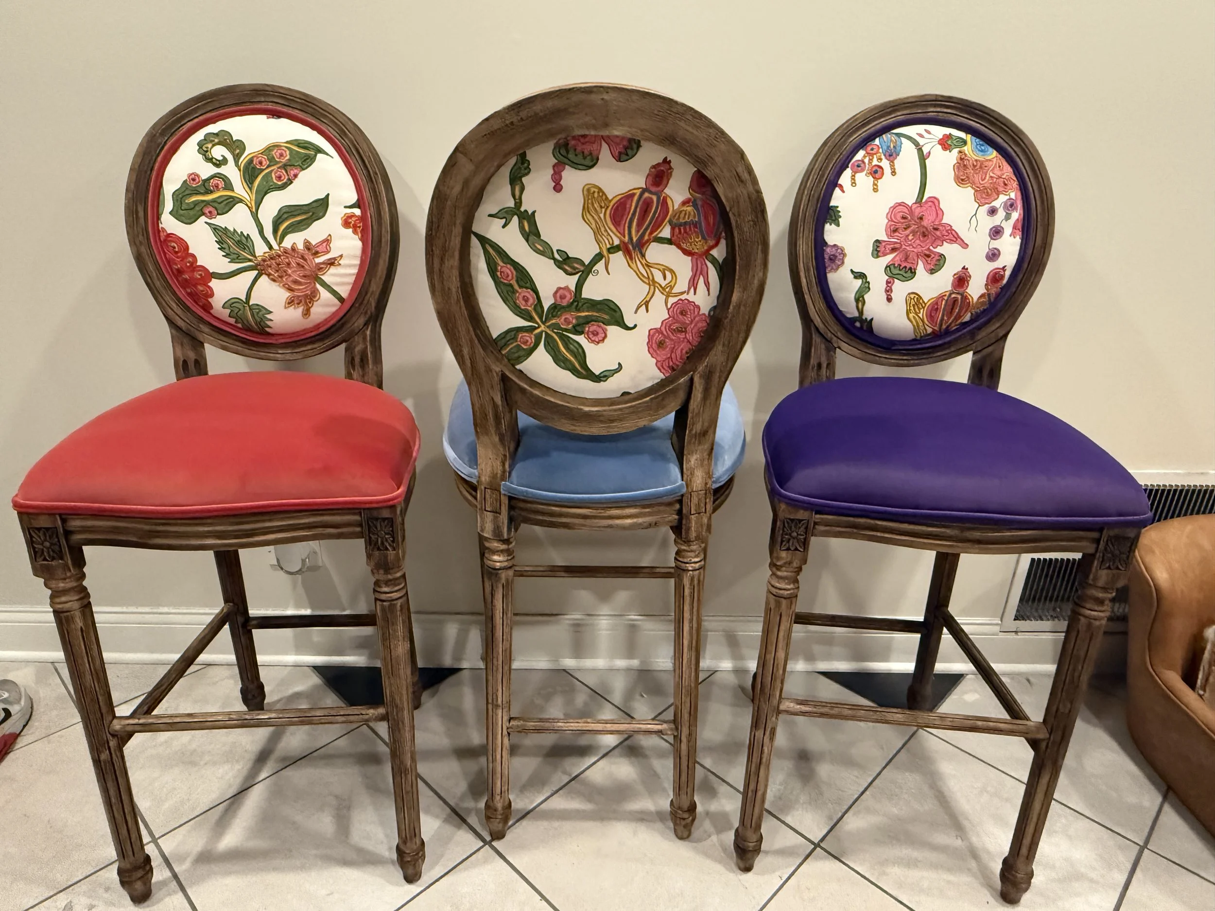 Same top, different seats