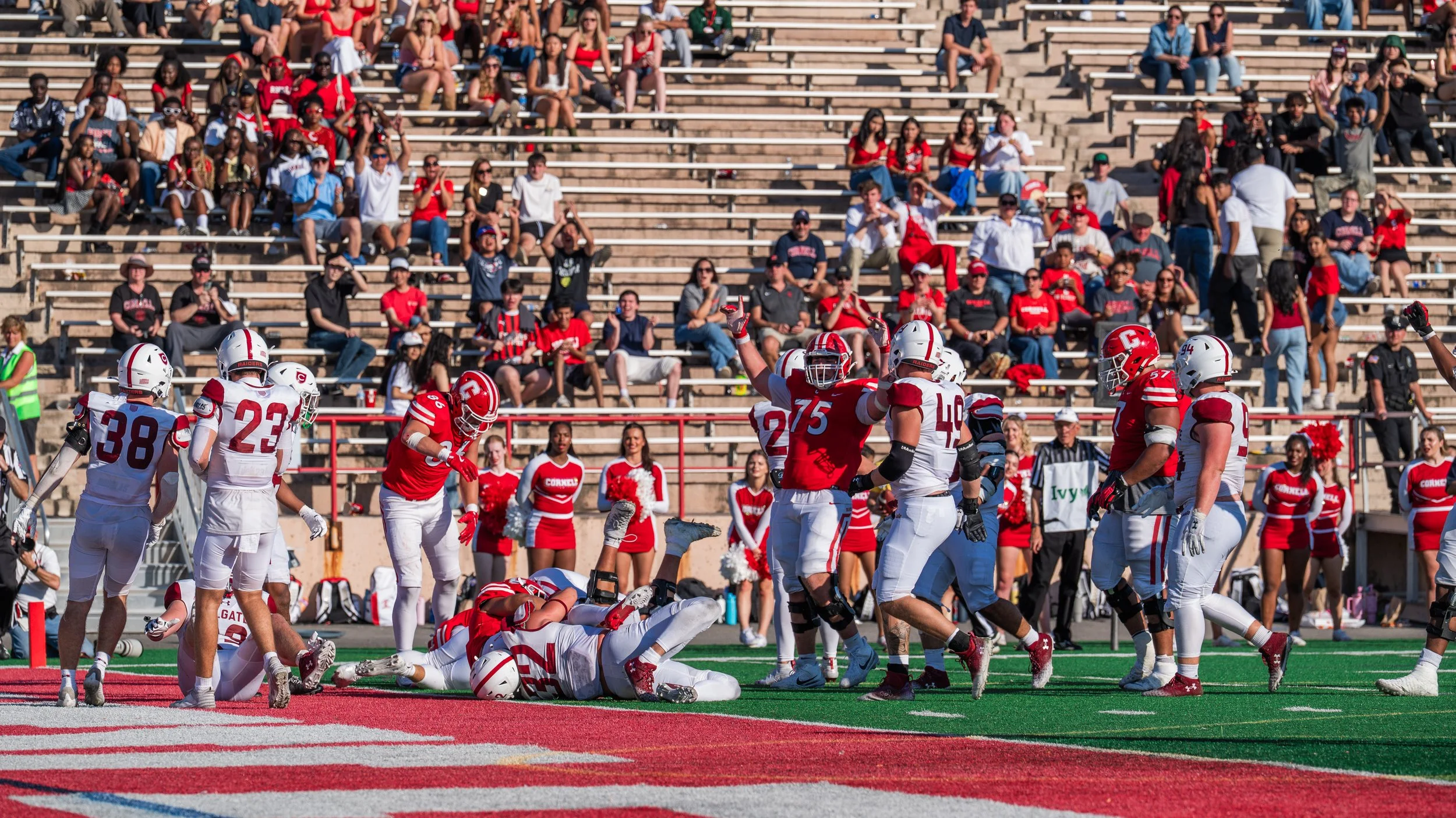 CapturesbyEmmie_CornellFootball_HoCo_10.4.25_0511.jpg
