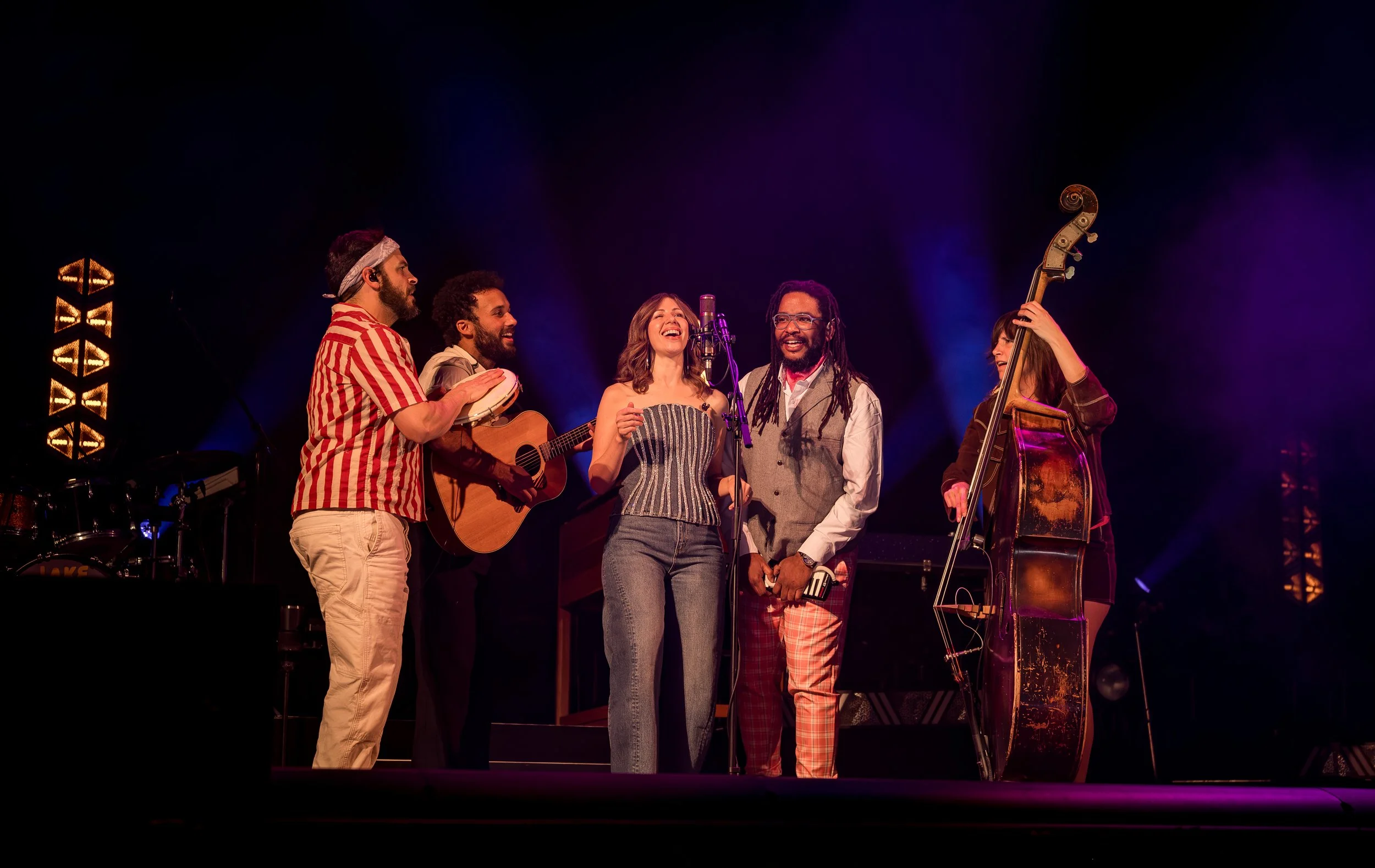 LakeStreetDive_04.08.26_AlbanyNY_ByEmmieCo_5829.jpg