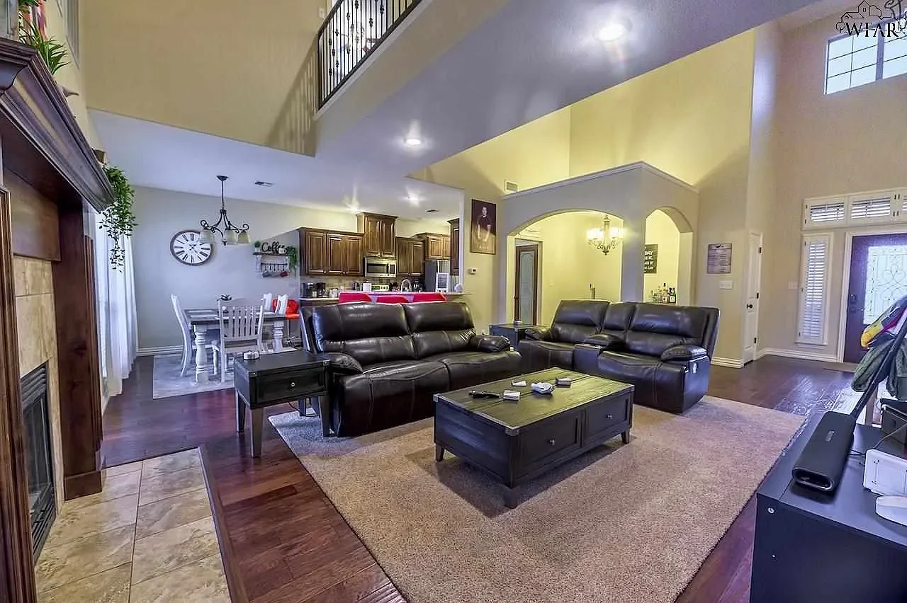 Living Room.webp