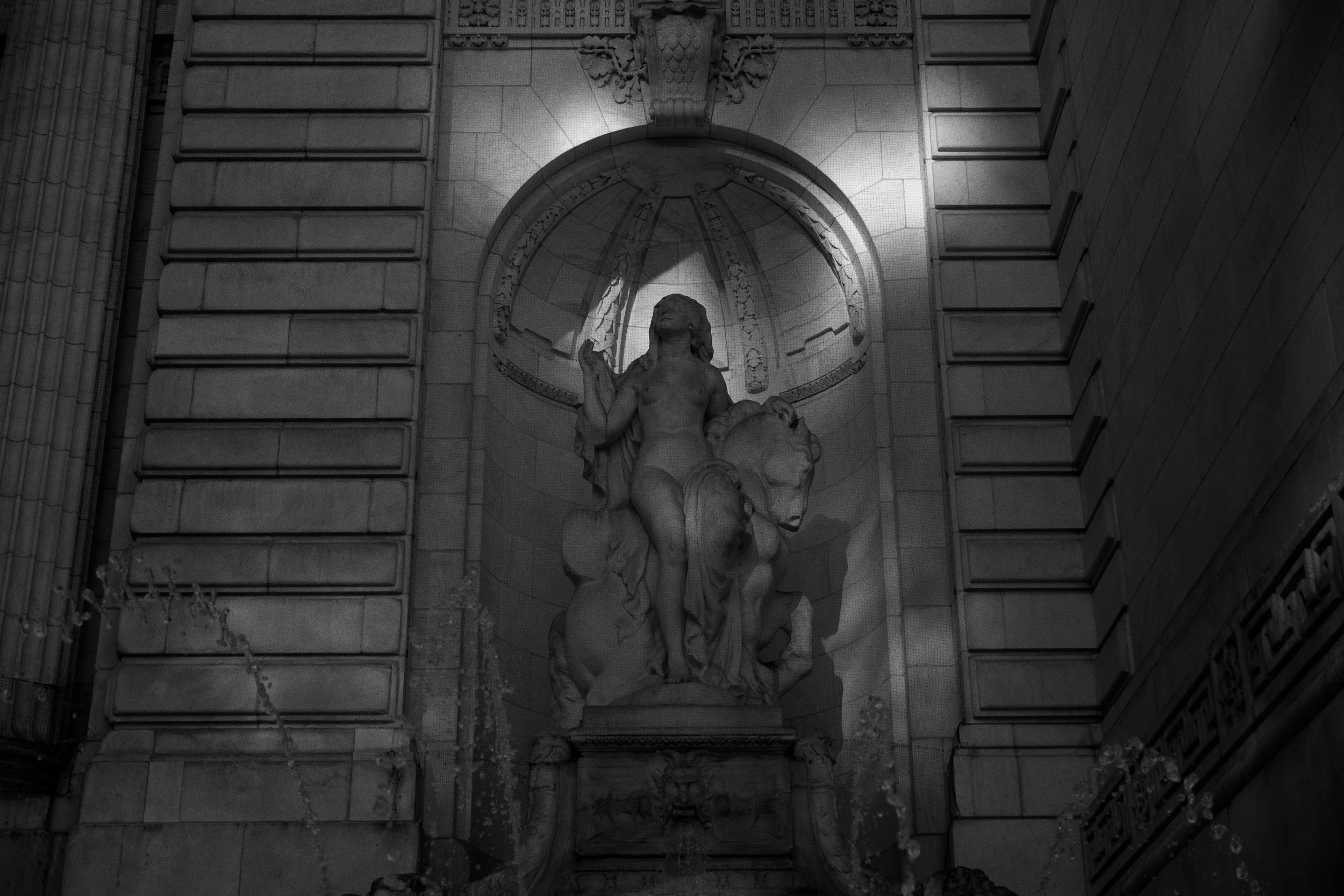 New York Public Library (B&W) | 07.08.26  41.jpg