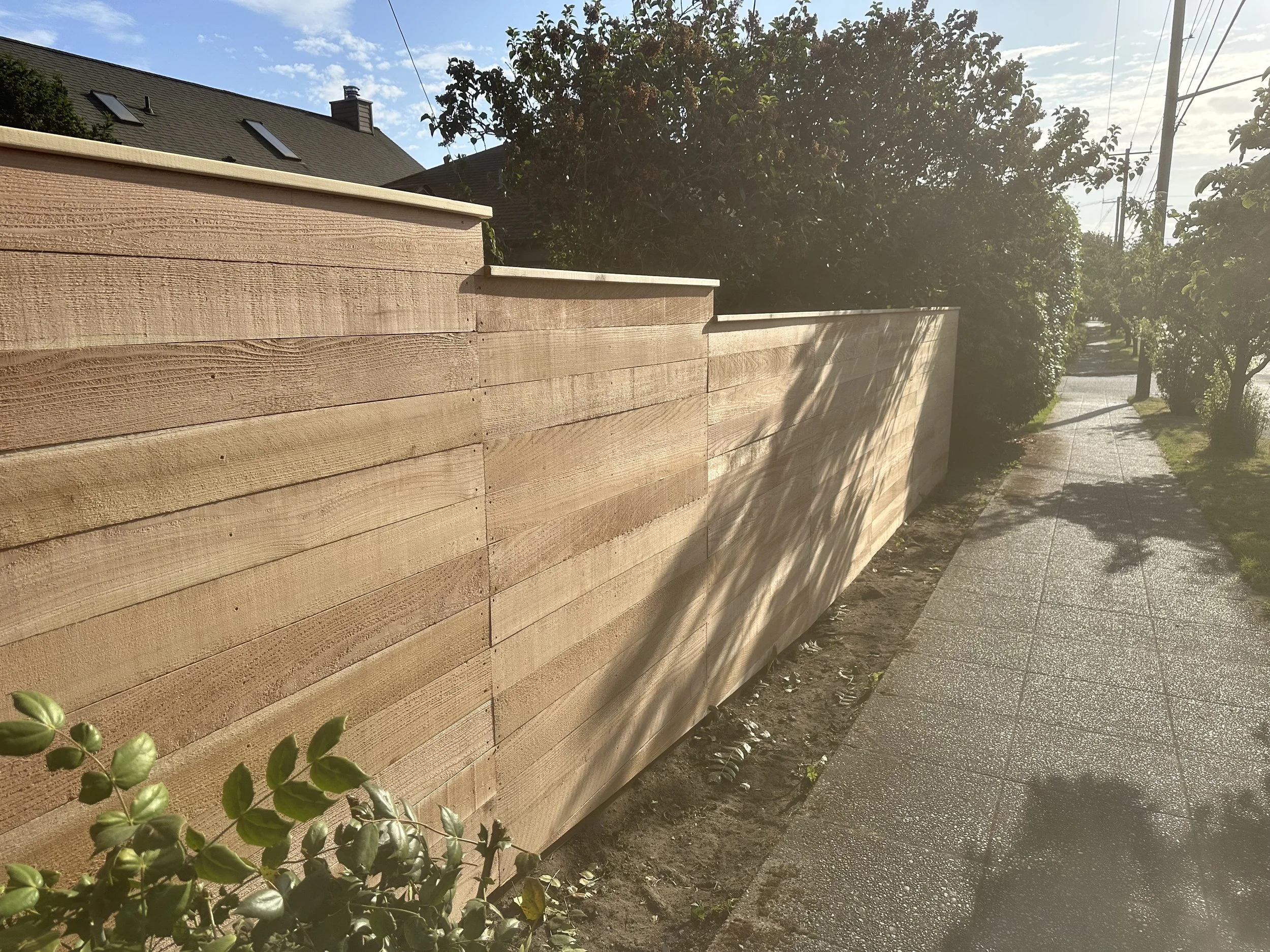 Horizontal Flush Fence