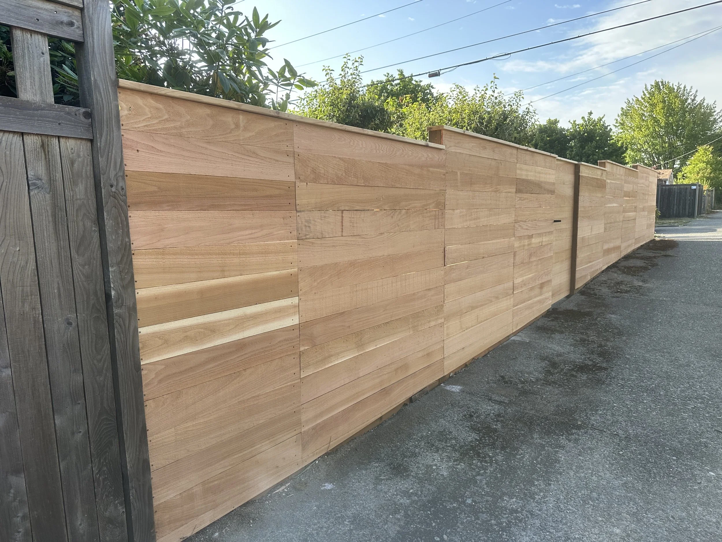 Horizontal Flush Fence