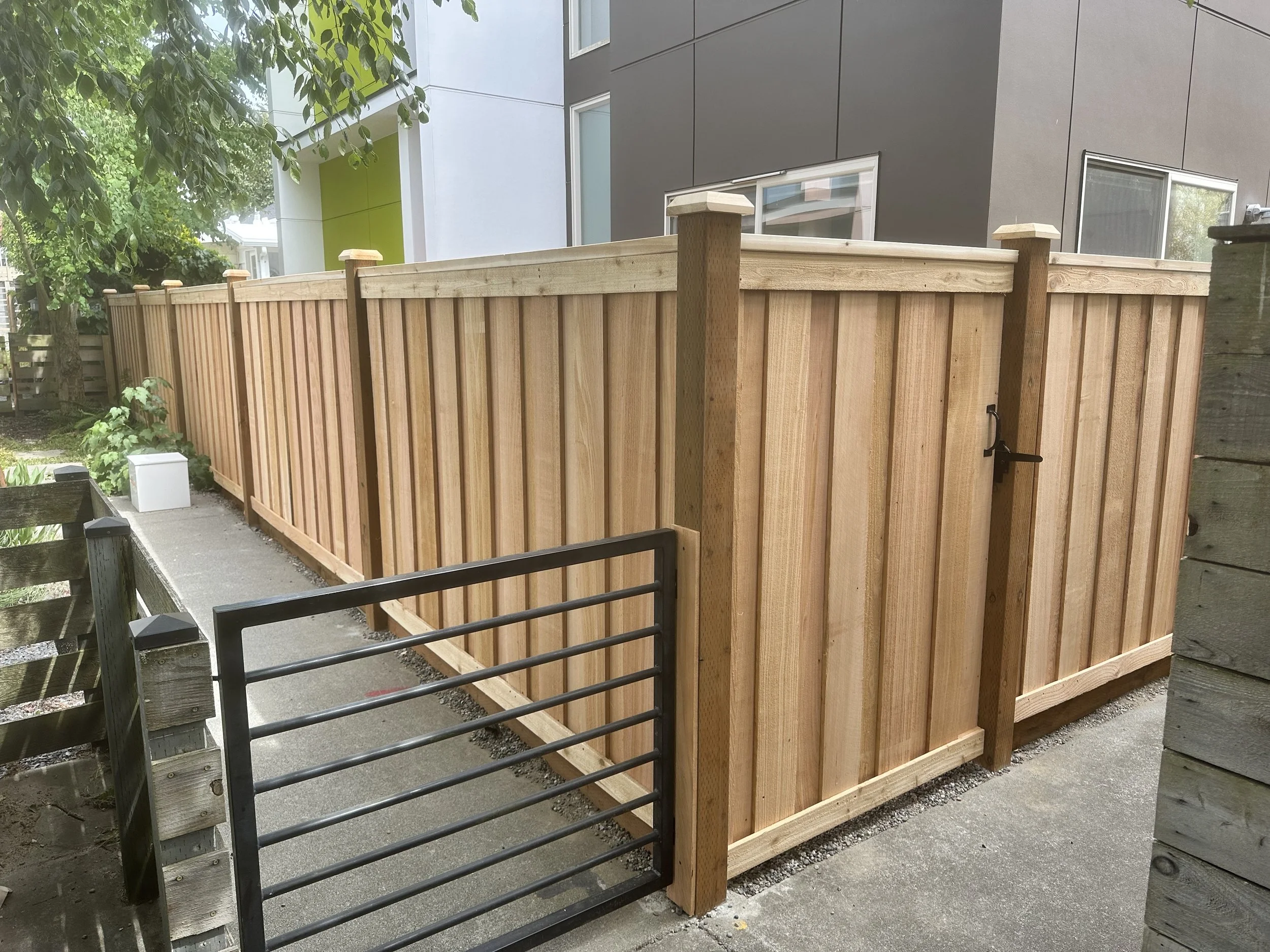 Board-on-Board Fence "Gate"