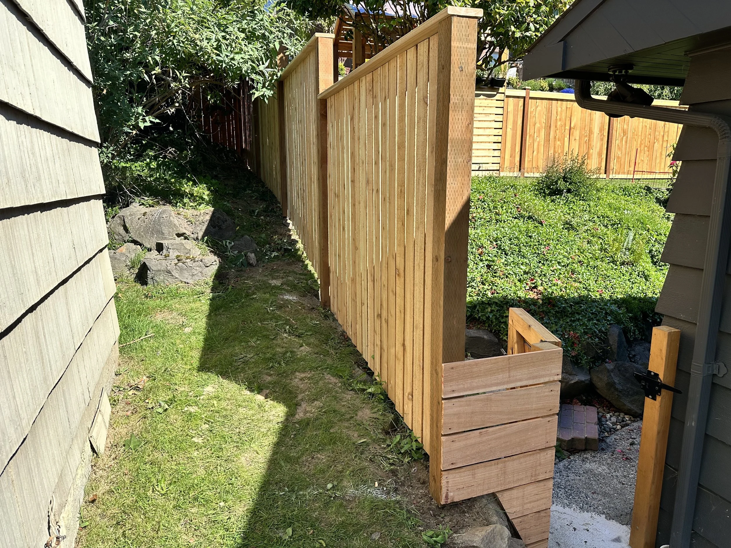 Board-on-Board Vertical Fence
