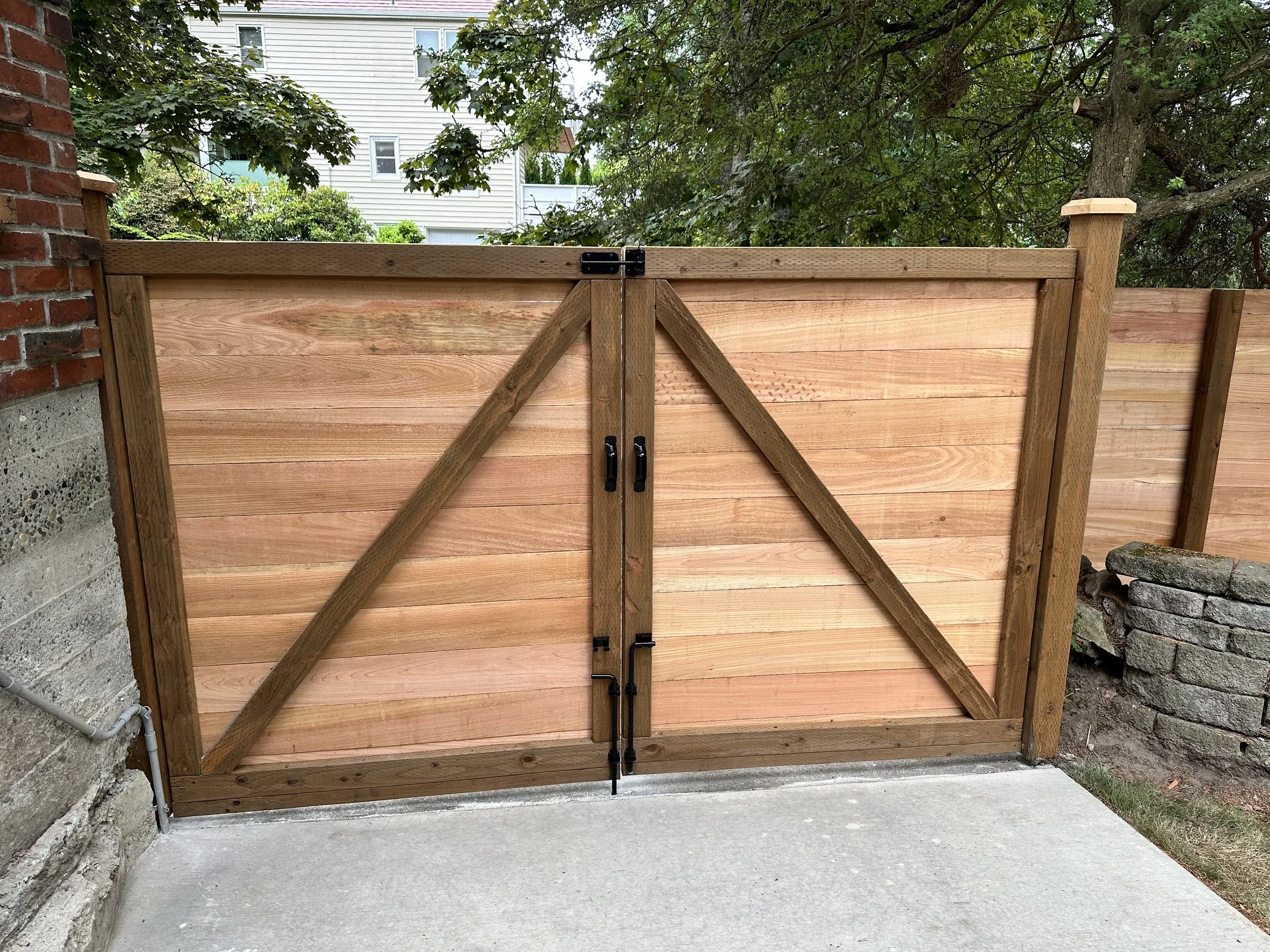 Horizontal Privacy Fence "Gate"
