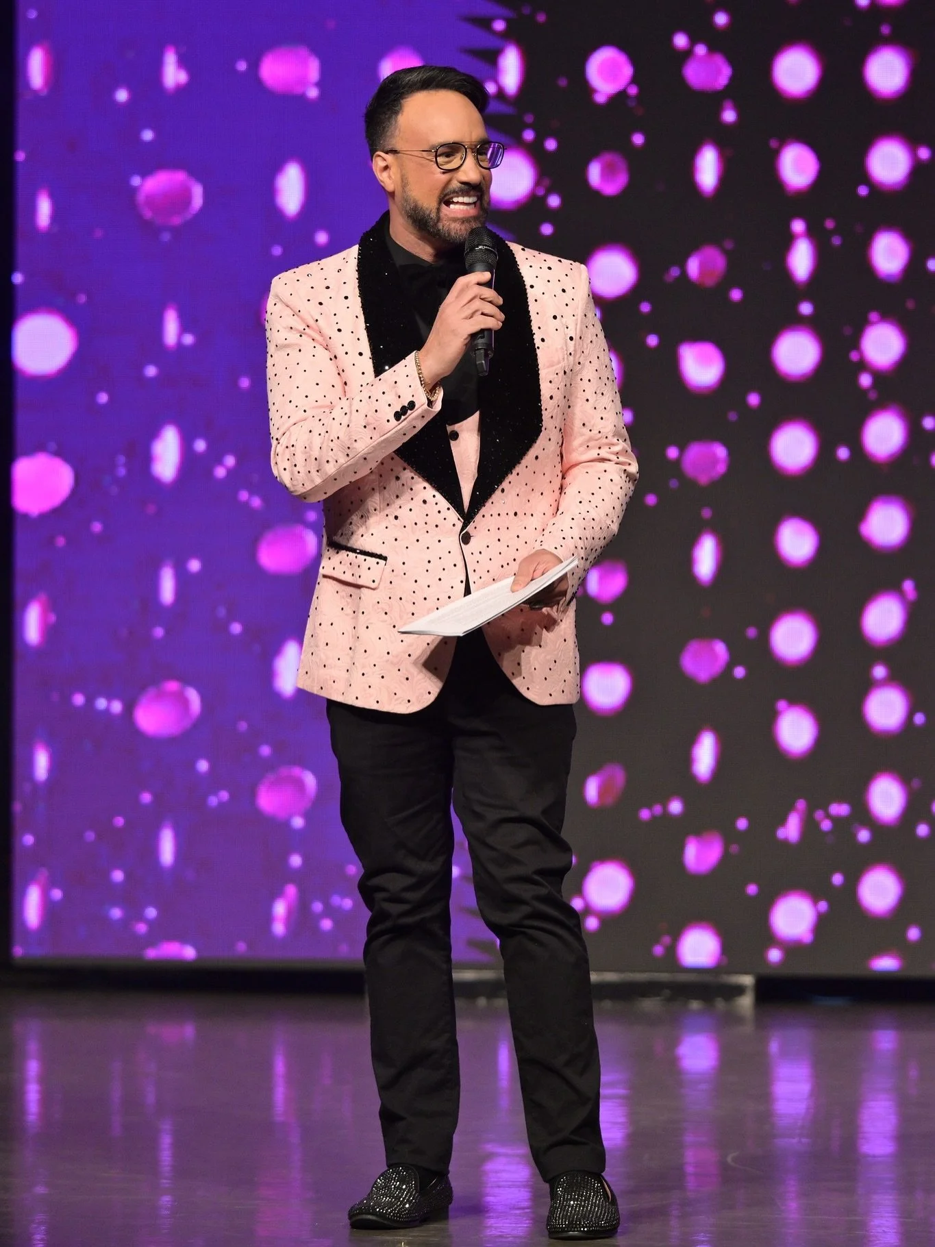 La evaluaci&oacute;n decisiva&hellip; la pregunta final que defini&oacute; el futuro de cada candidata y puso a prueba su temple, su inteligencia y su capacidad de brillar bajo presi&oacute;n. 

Una conducci&oacute;n ejemplar de Andy Salandy, quien s