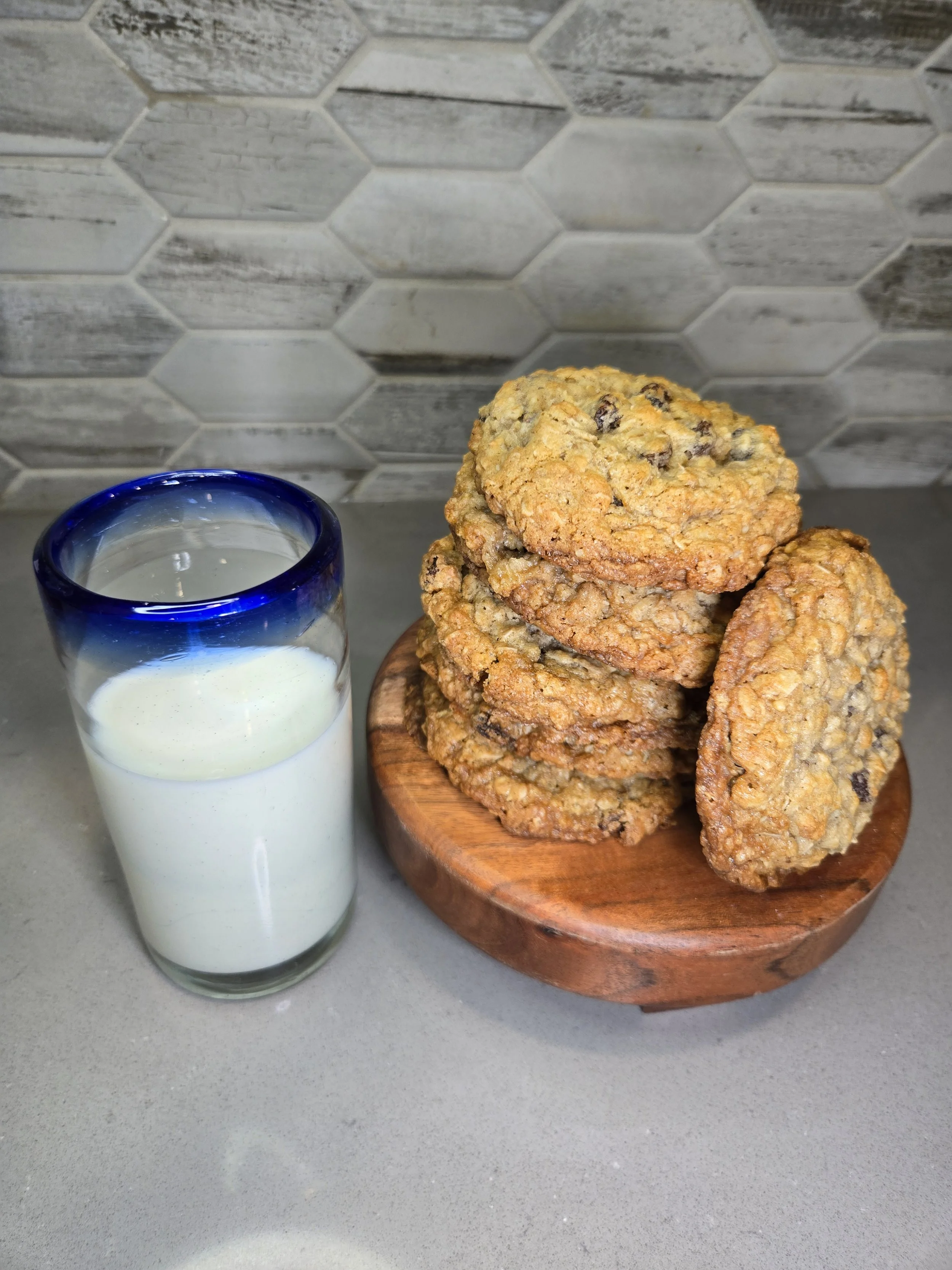 Gourmet Oatmeal Raisin Cookie