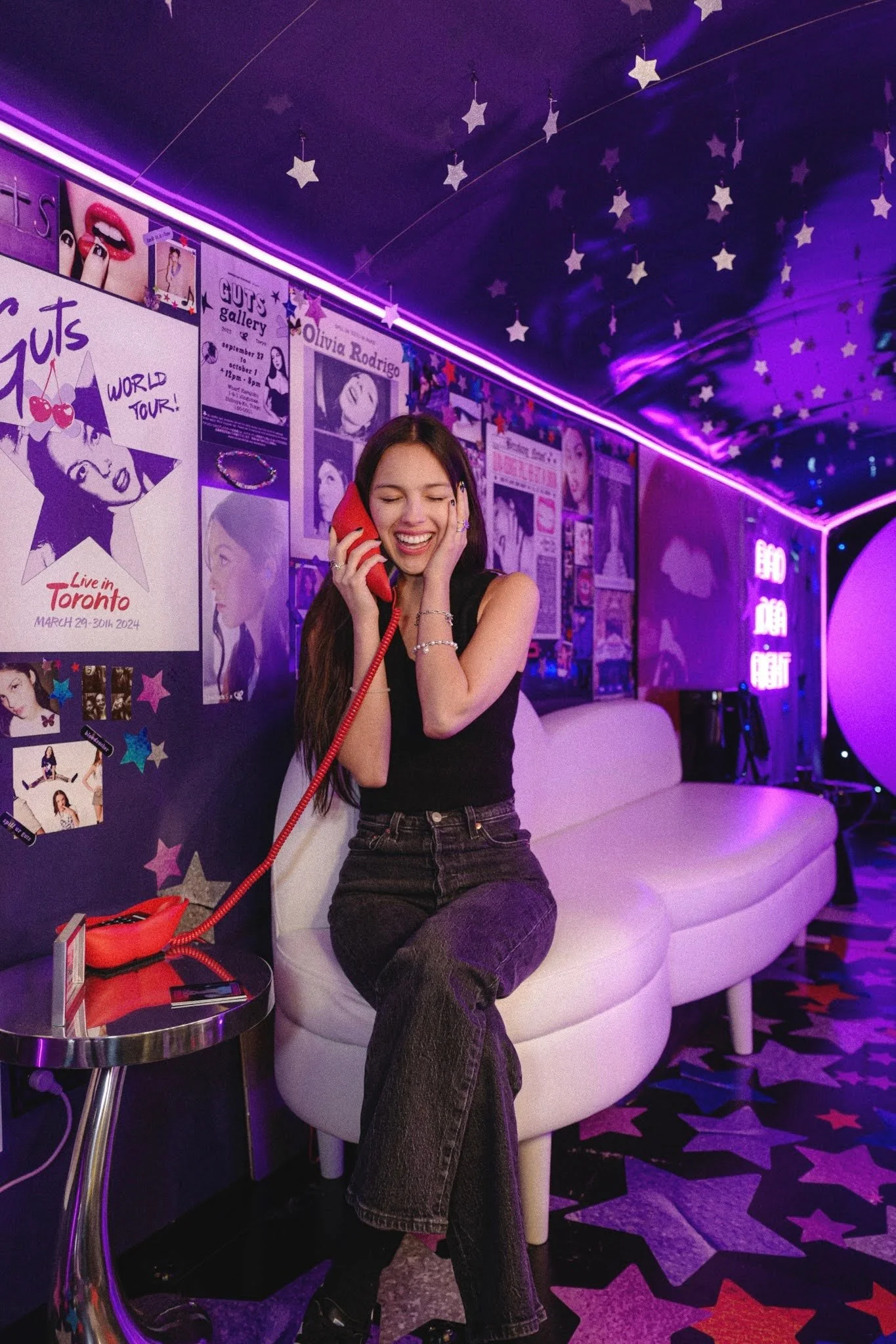 Olivia Rodrigo Guts World Tour Bus