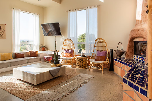 retreat-center-luxury.png