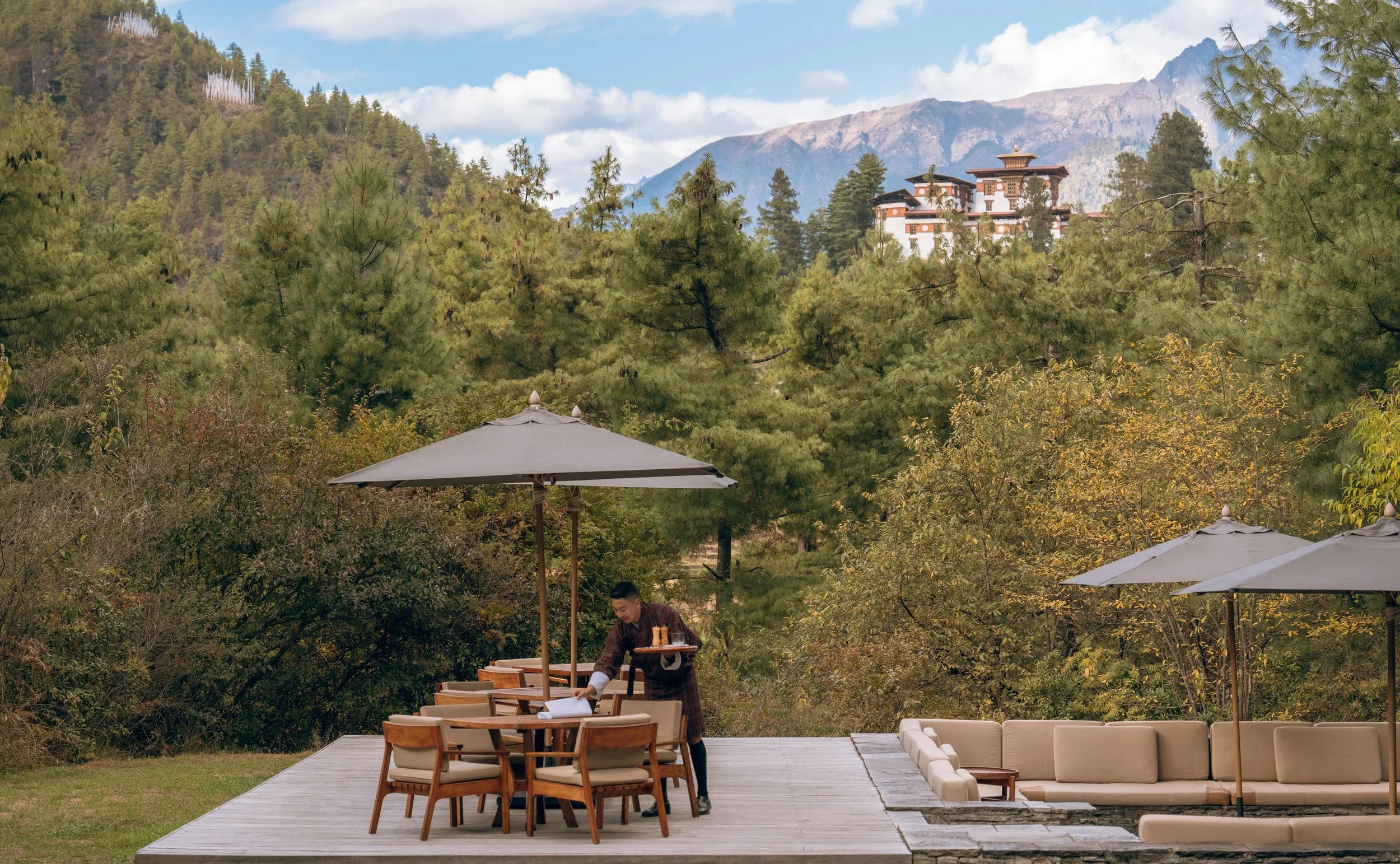amankora_bhutan_-_paro_exterior_2.jpg