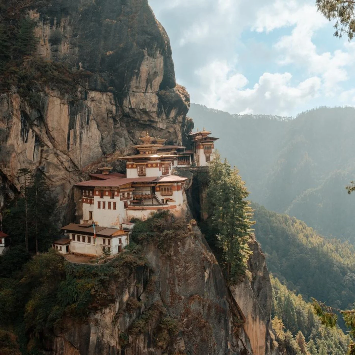 amankora_bhutan_-_paro_0.jpg